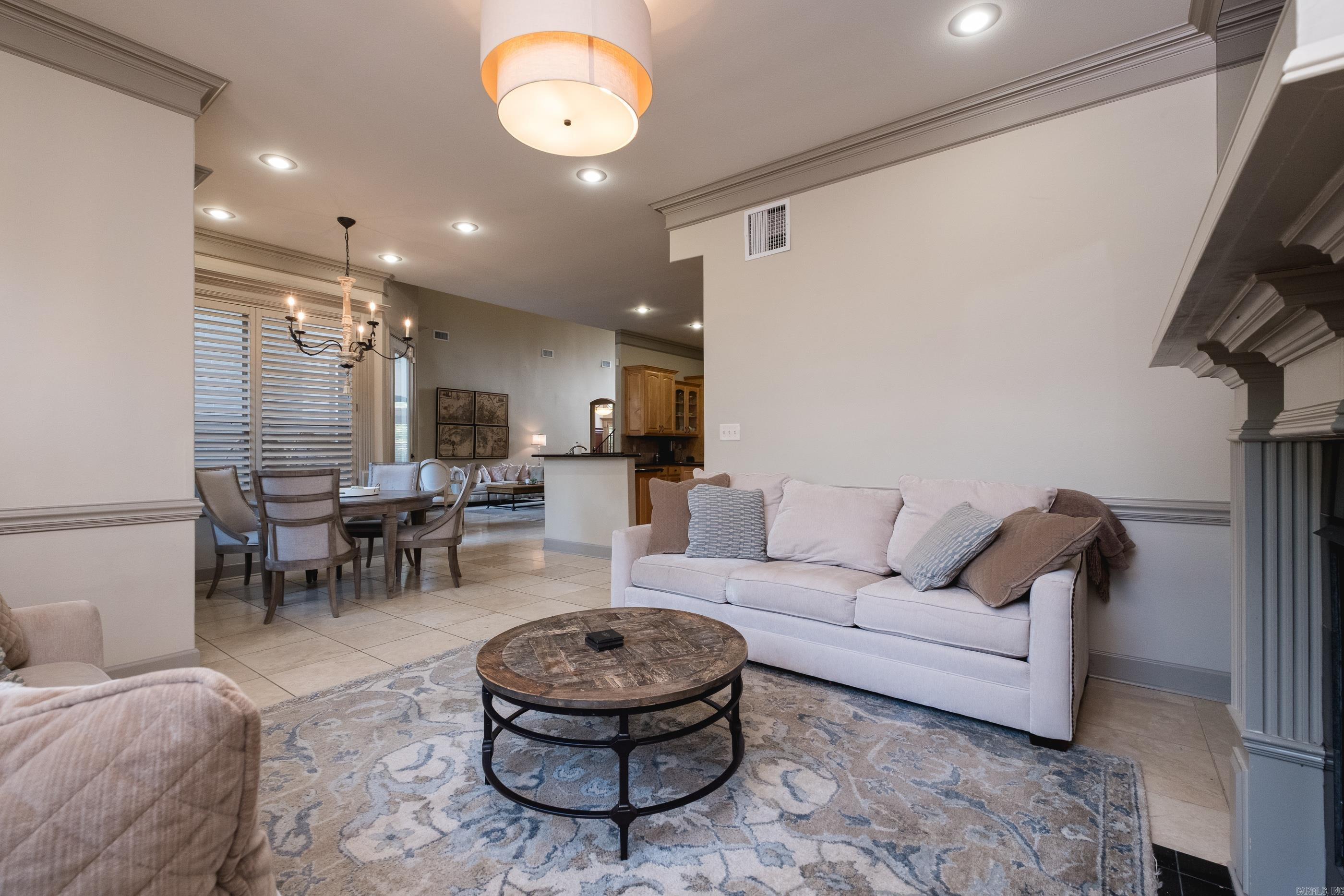 CHENAL VALLEY EPERNAY PLACE - Residential