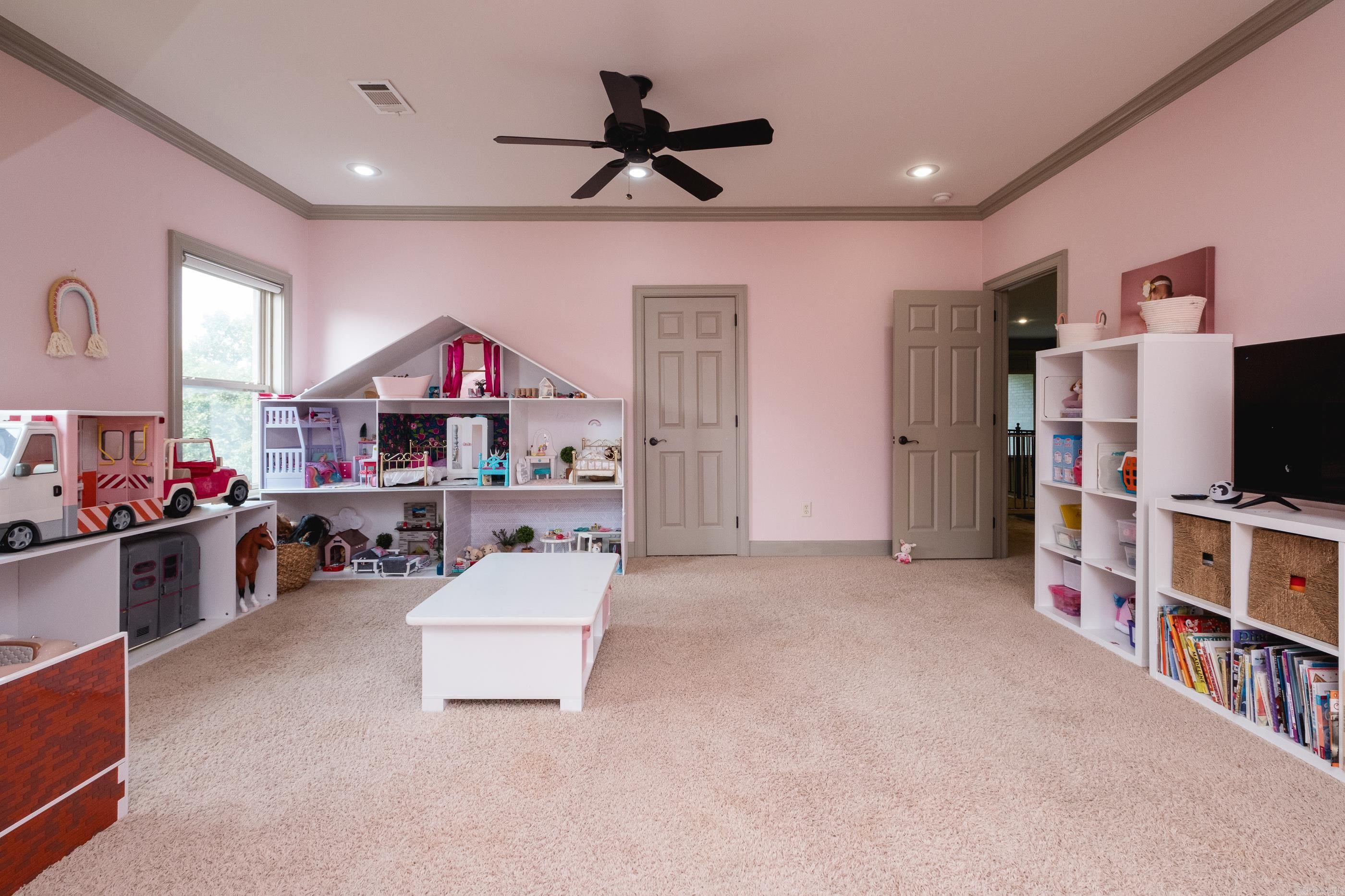 CHENAL VALLEY EPERNAY PLACE - Residential