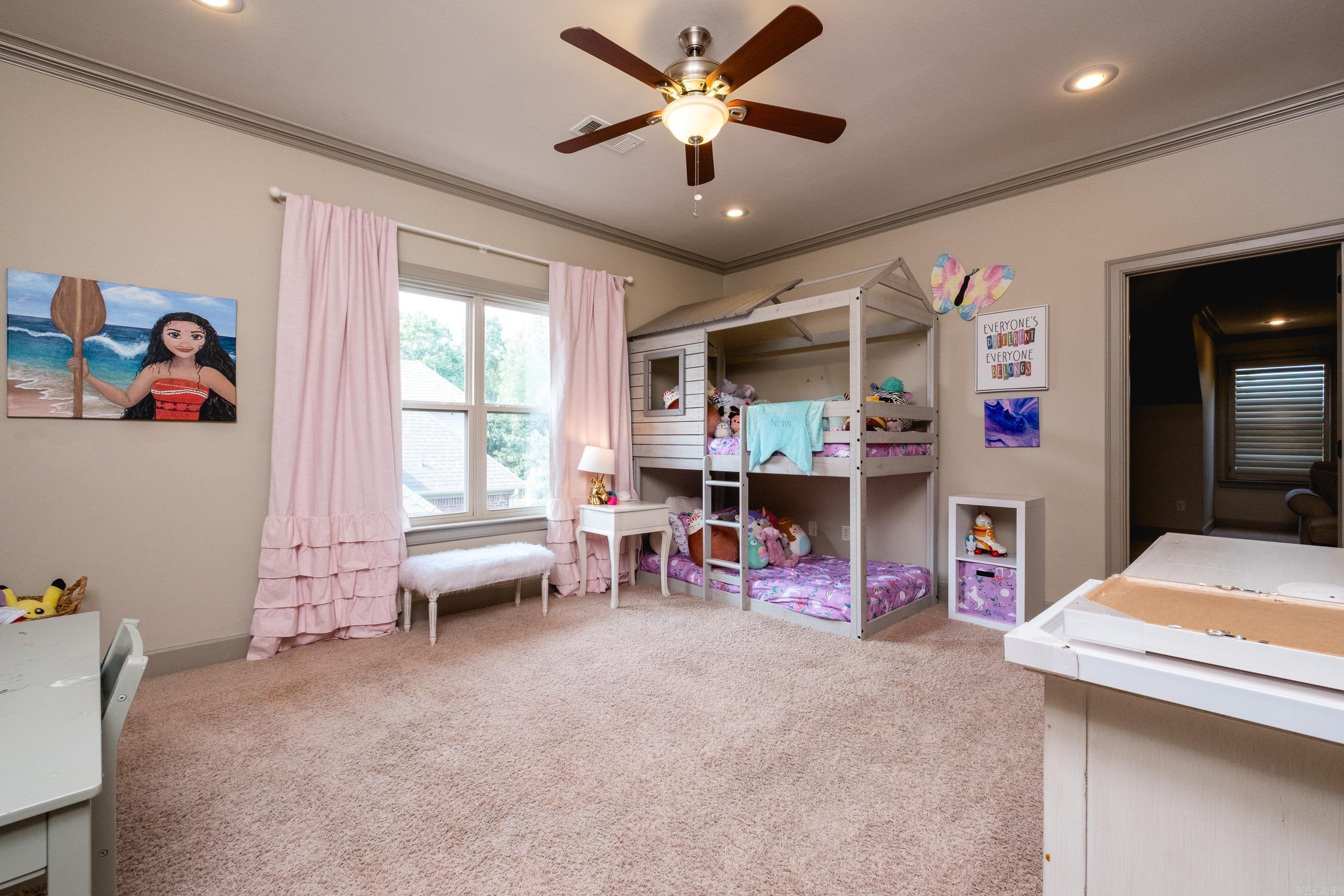 CHENAL VALLEY EPERNAY PLACE - Residential