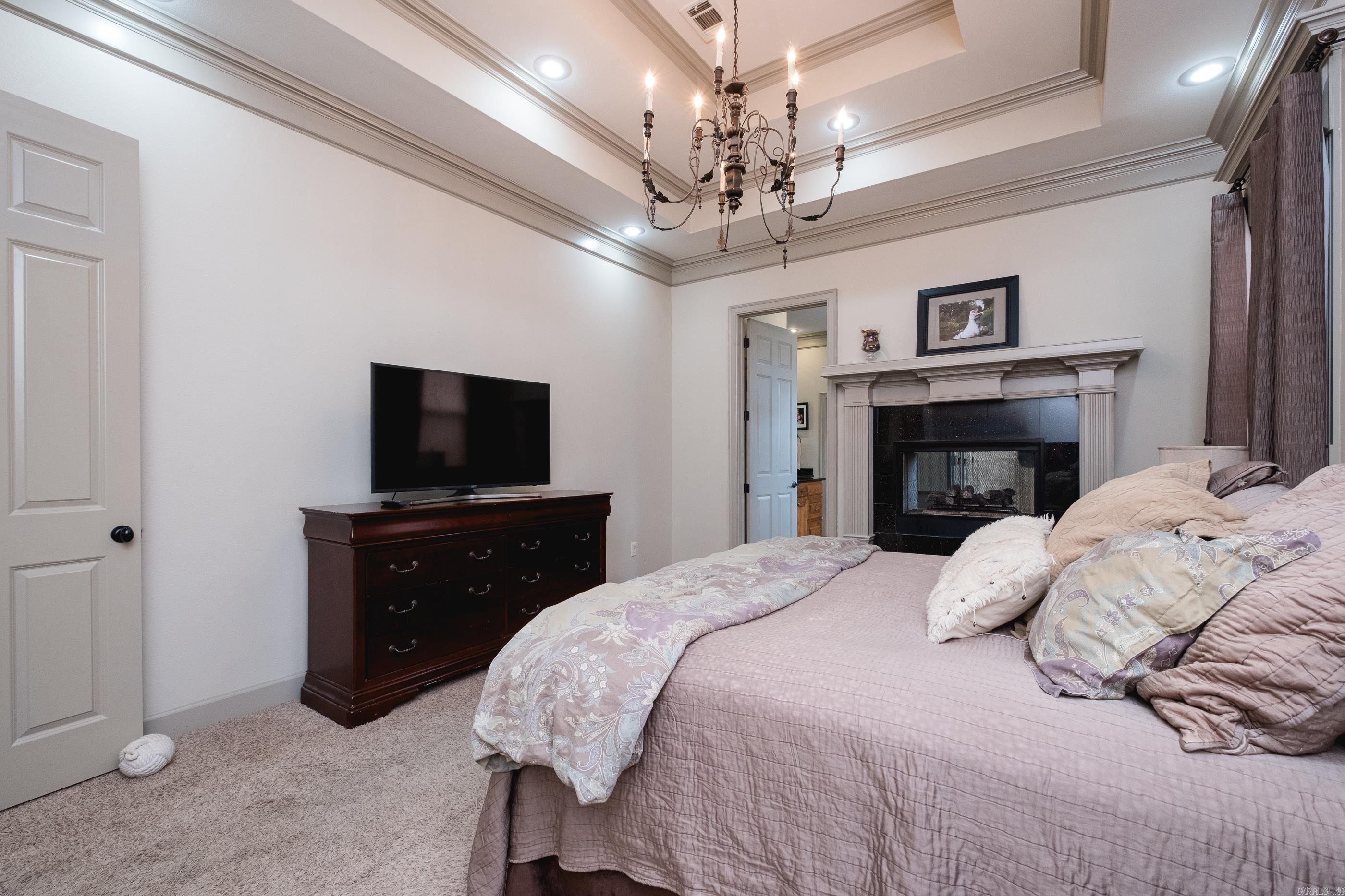 CHENAL VALLEY EPERNAY PLACE - Residential