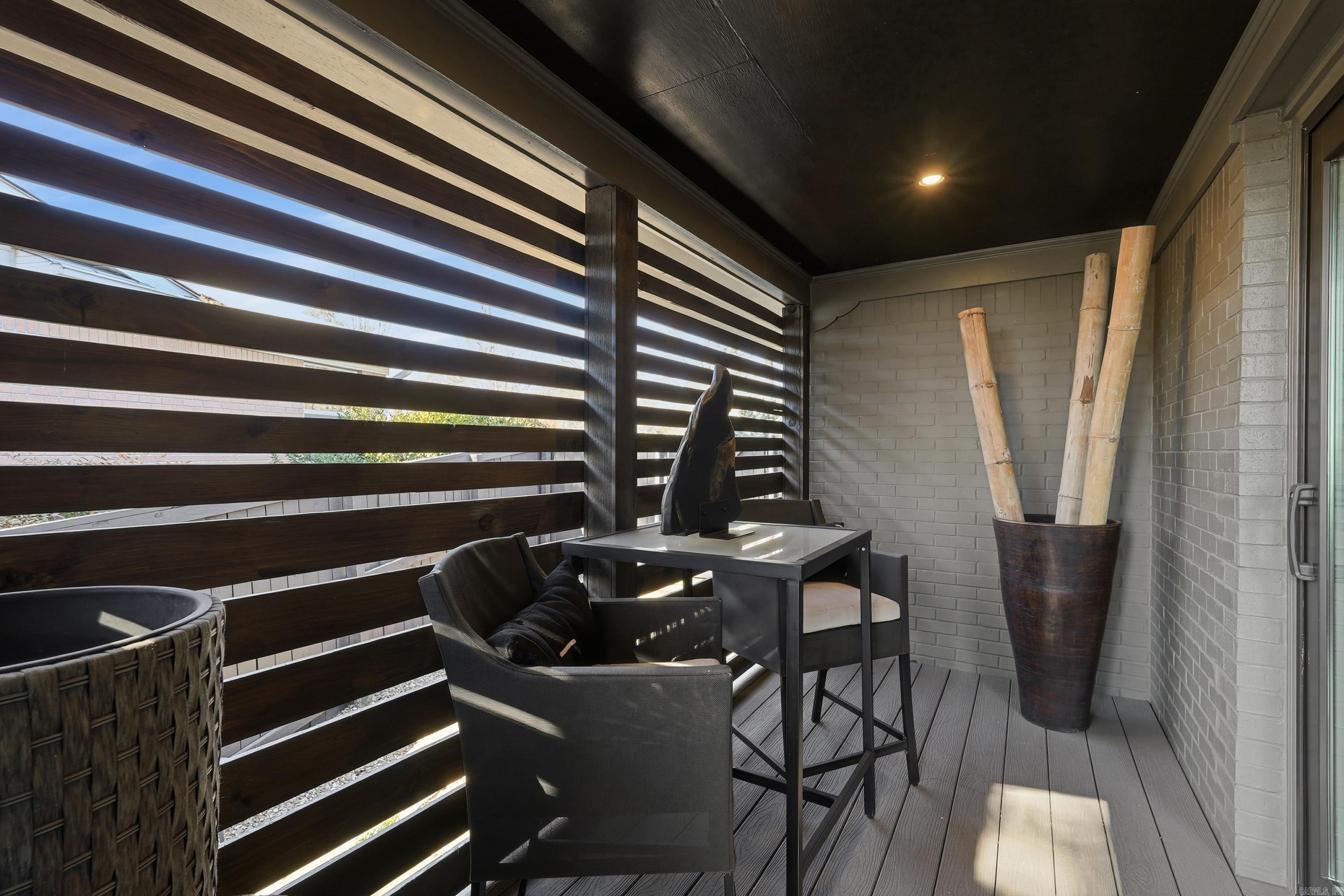 PLAZA HEIGHTS - Residential