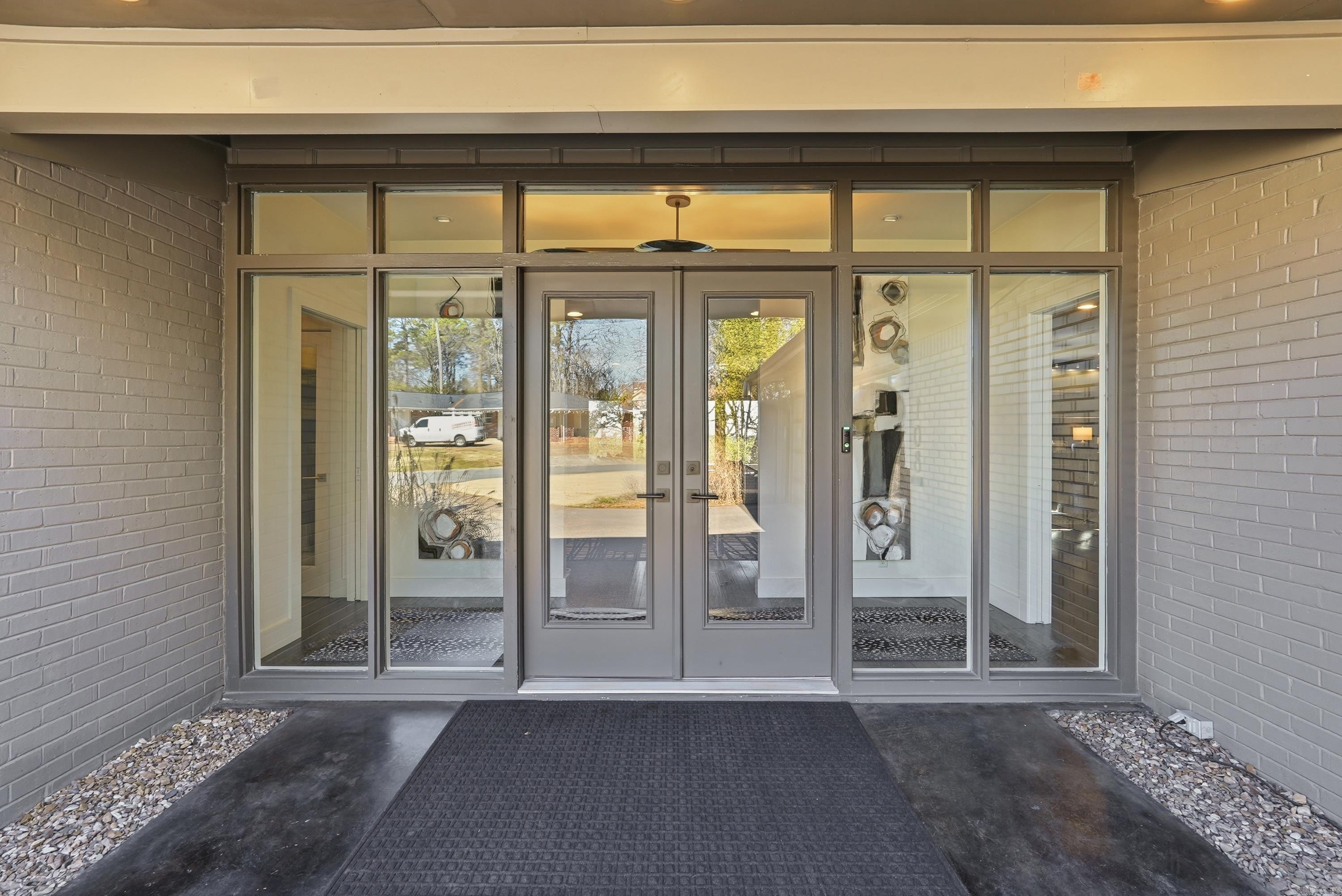 PLAZA HEIGHTS - Residential