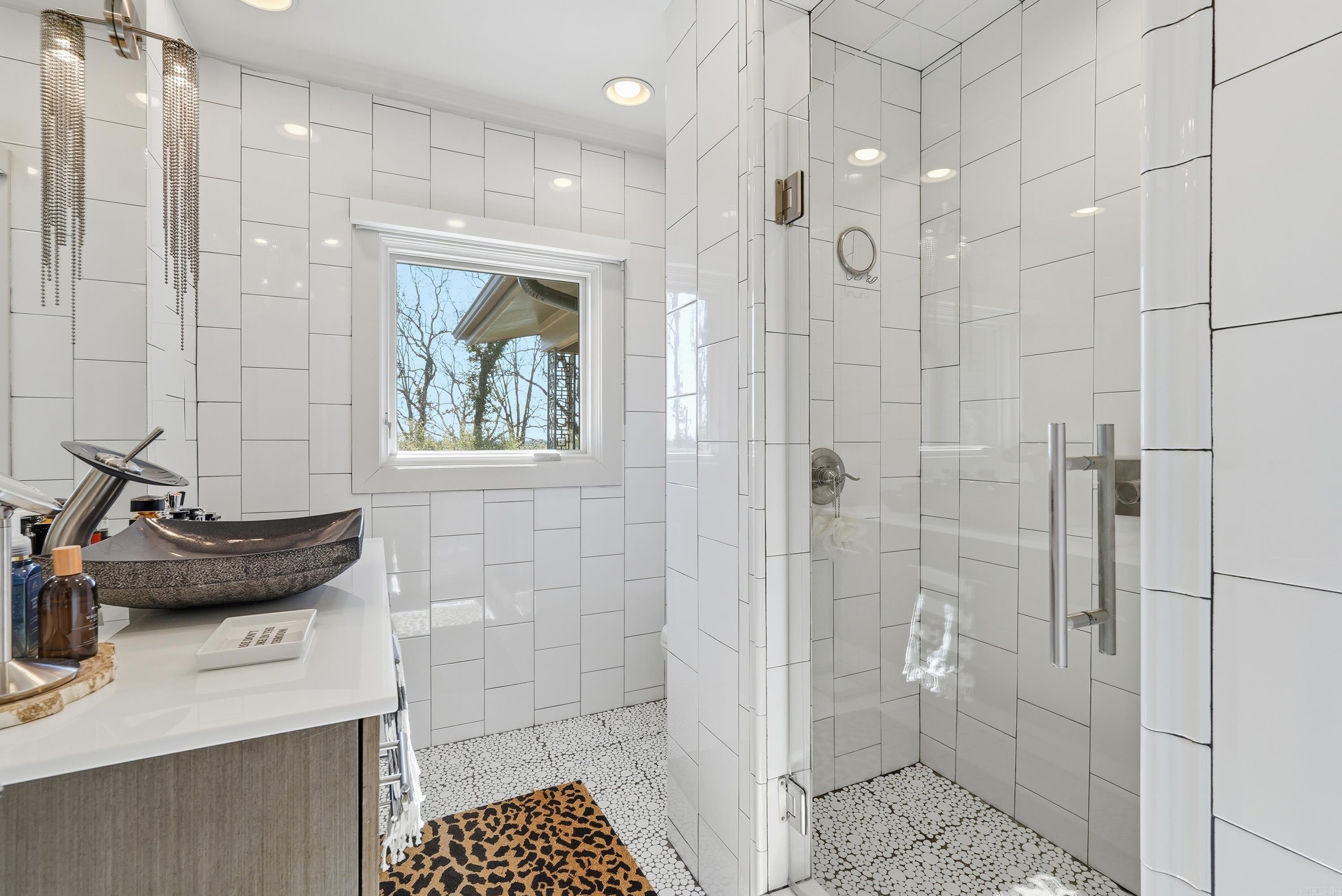 PLAZA HEIGHTS - Residential