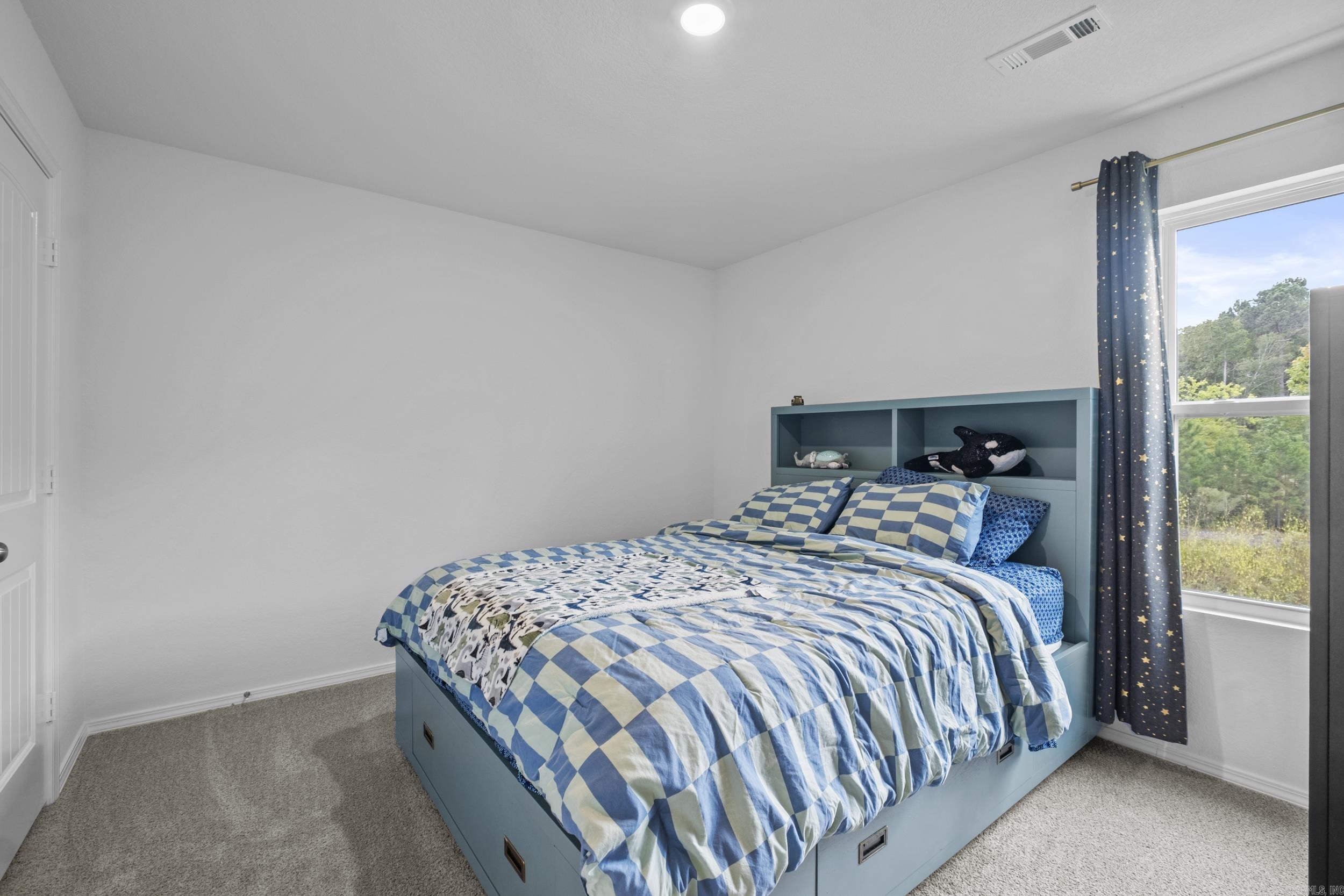 COUNTRY CLUB OF ARK THE - Residential