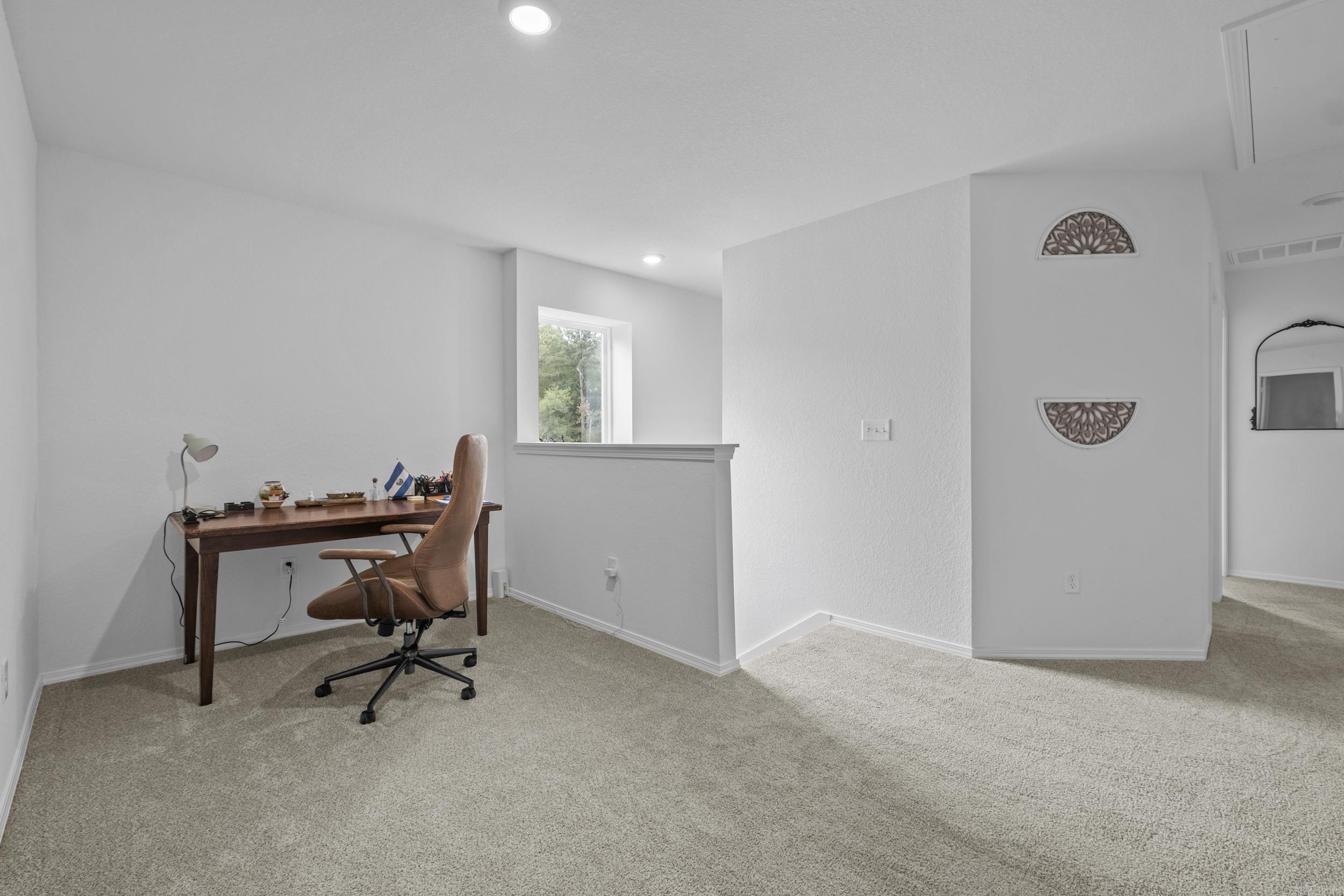 COUNTRY CLUB OF ARK THE - Residential