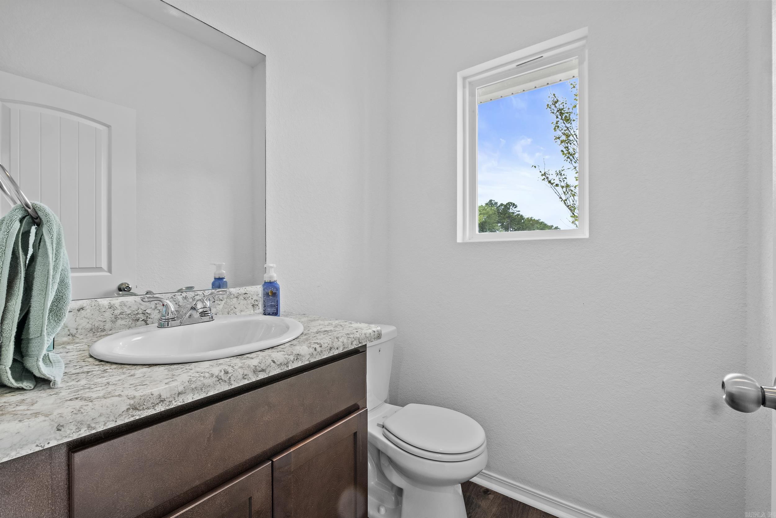 COUNTRY CLUB OF ARK THE - Residential