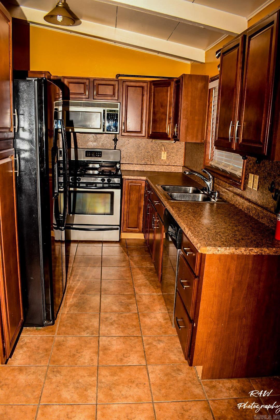 SUNNYDALE ADDN - Residential