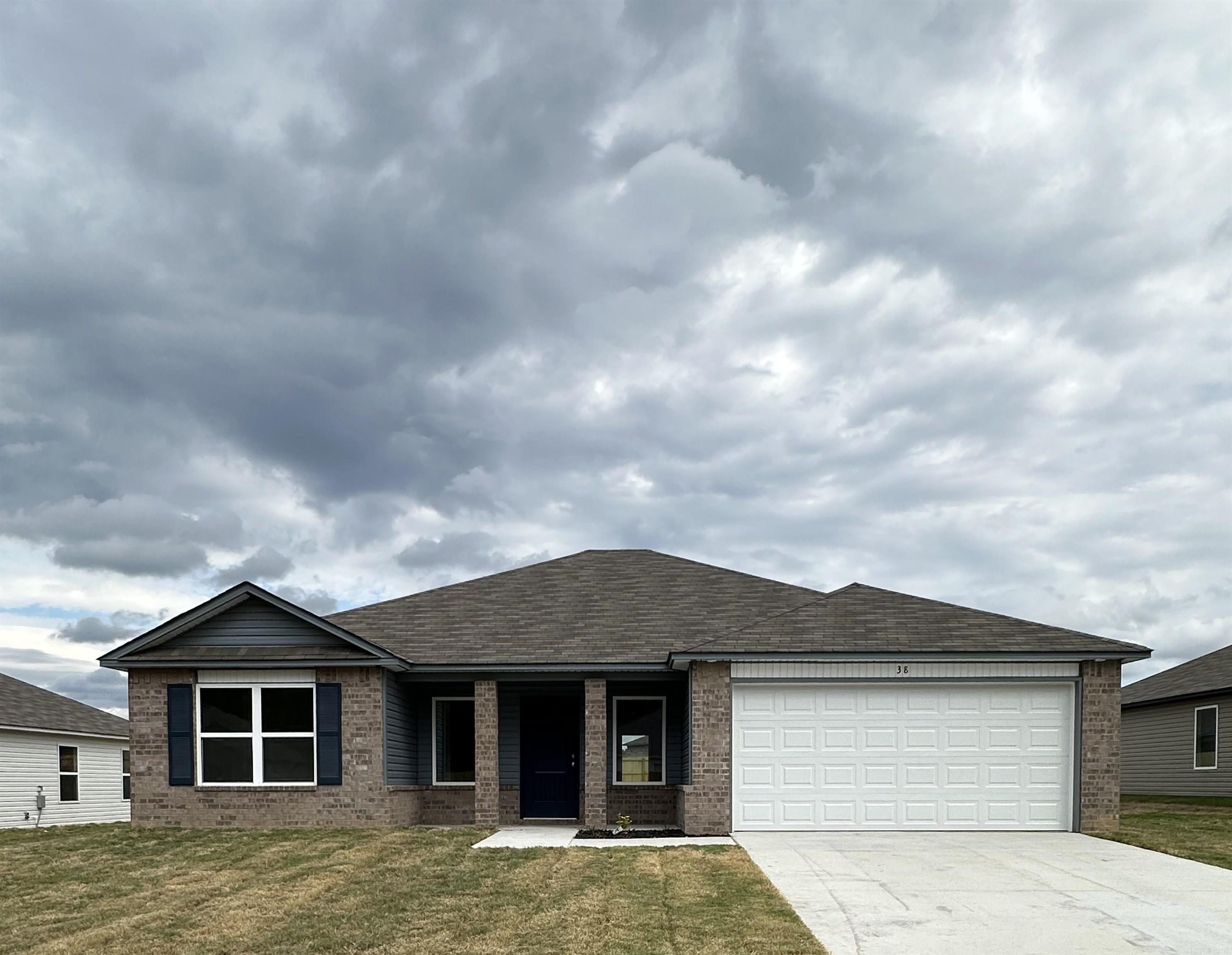 DEERFIELD ESTATES - Residential