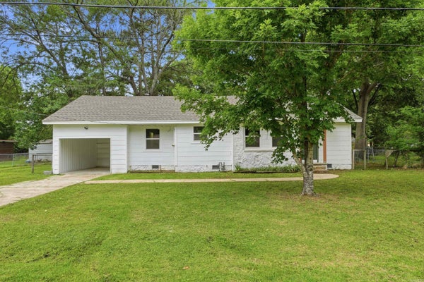 305 SW 3RD ST, KENSETT, AR 72082 - Image 2f475bf64e780909baa1e21af4e46589/2462198742