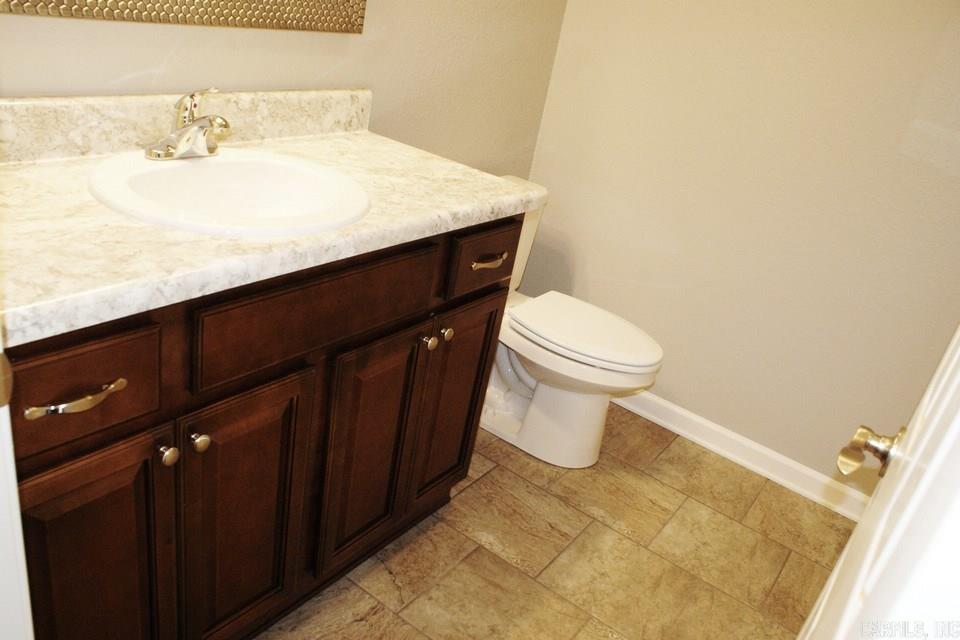 Fieldpointe - Residential Lease