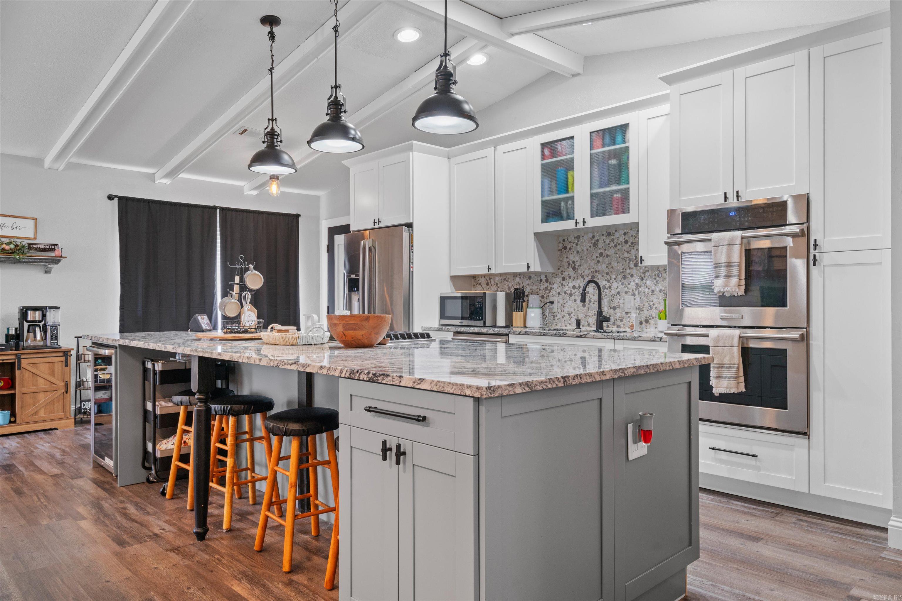 BELLAIRE PLACE - Residential