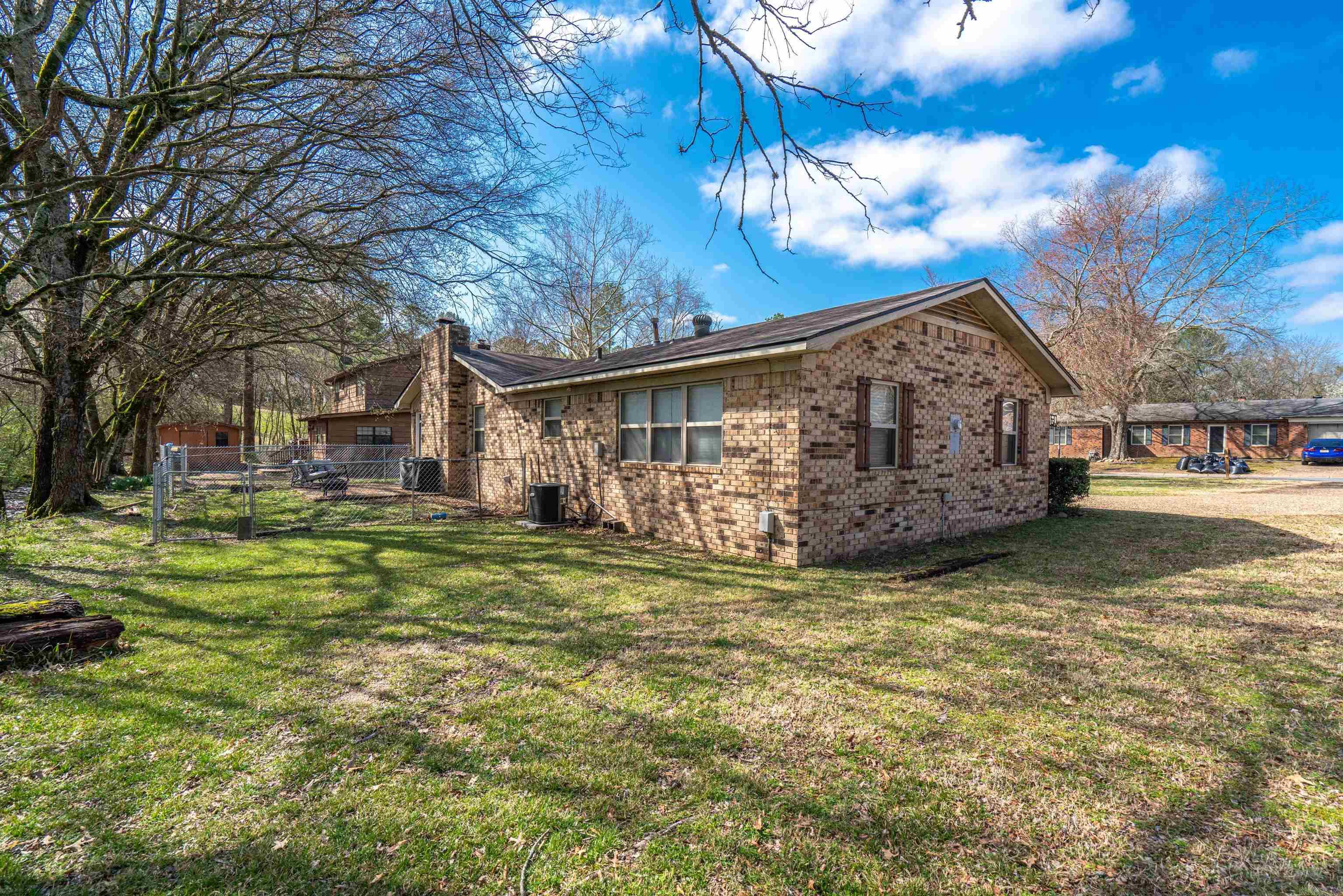 BELLAIRE PLACE - Residential