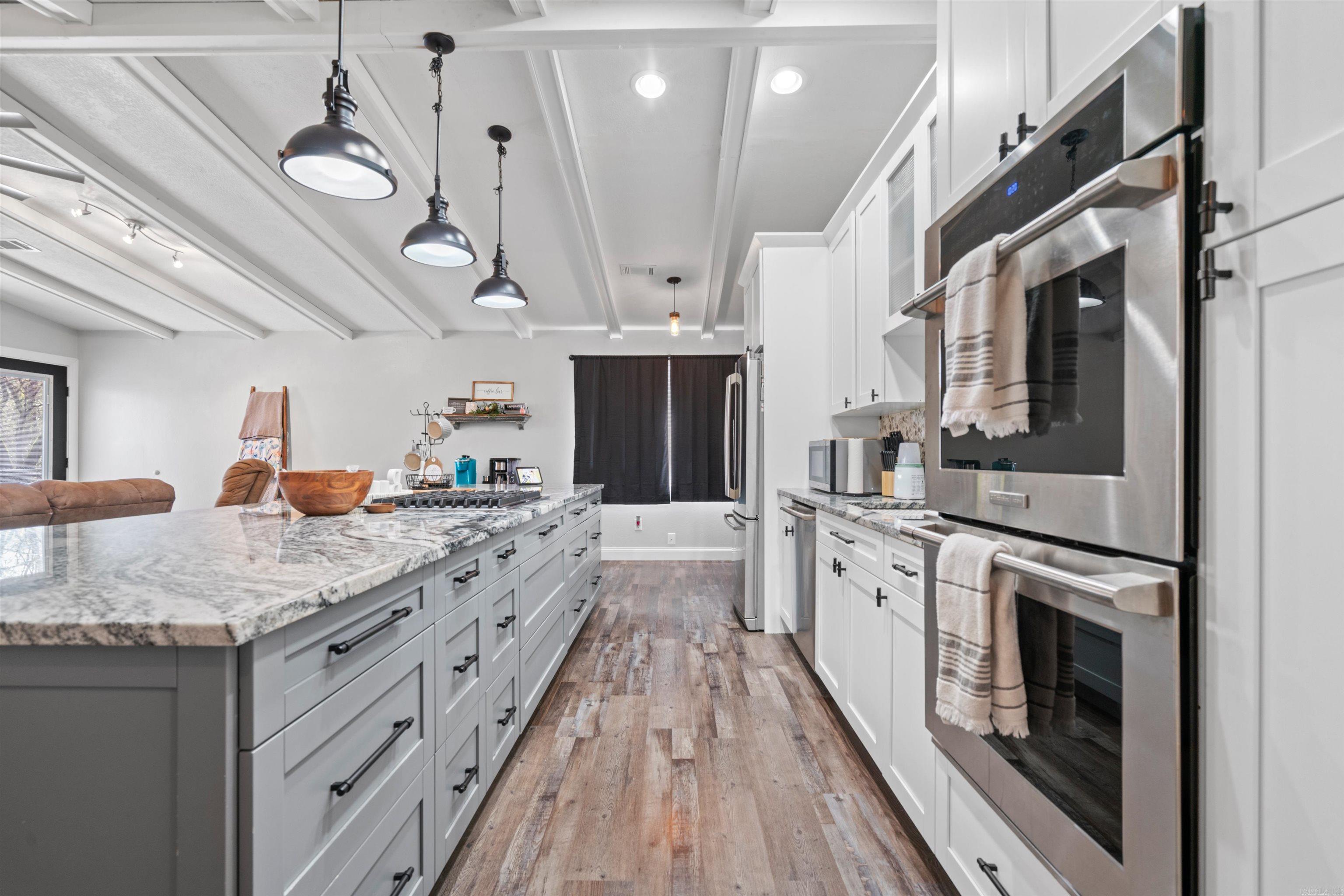 BELLAIRE PLACE - Residential