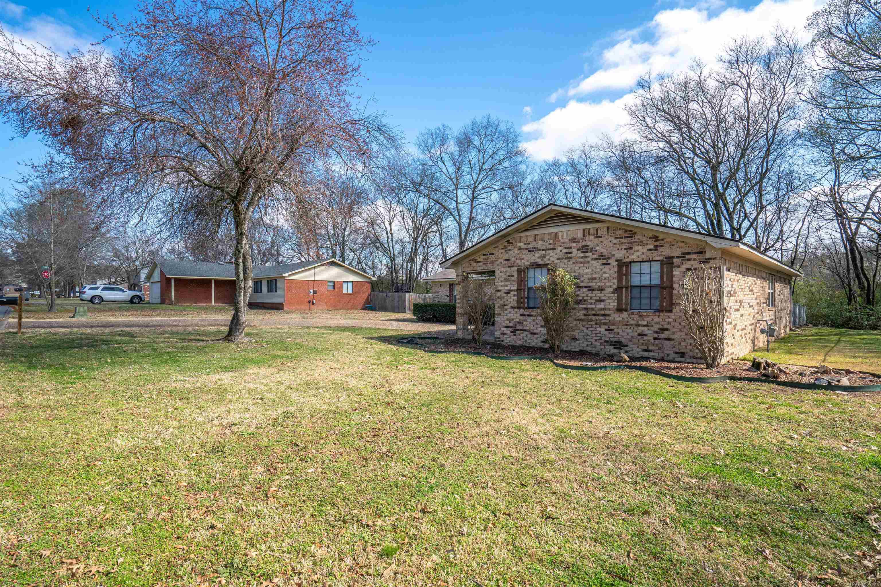 BELLAIRE PLACE - Residential