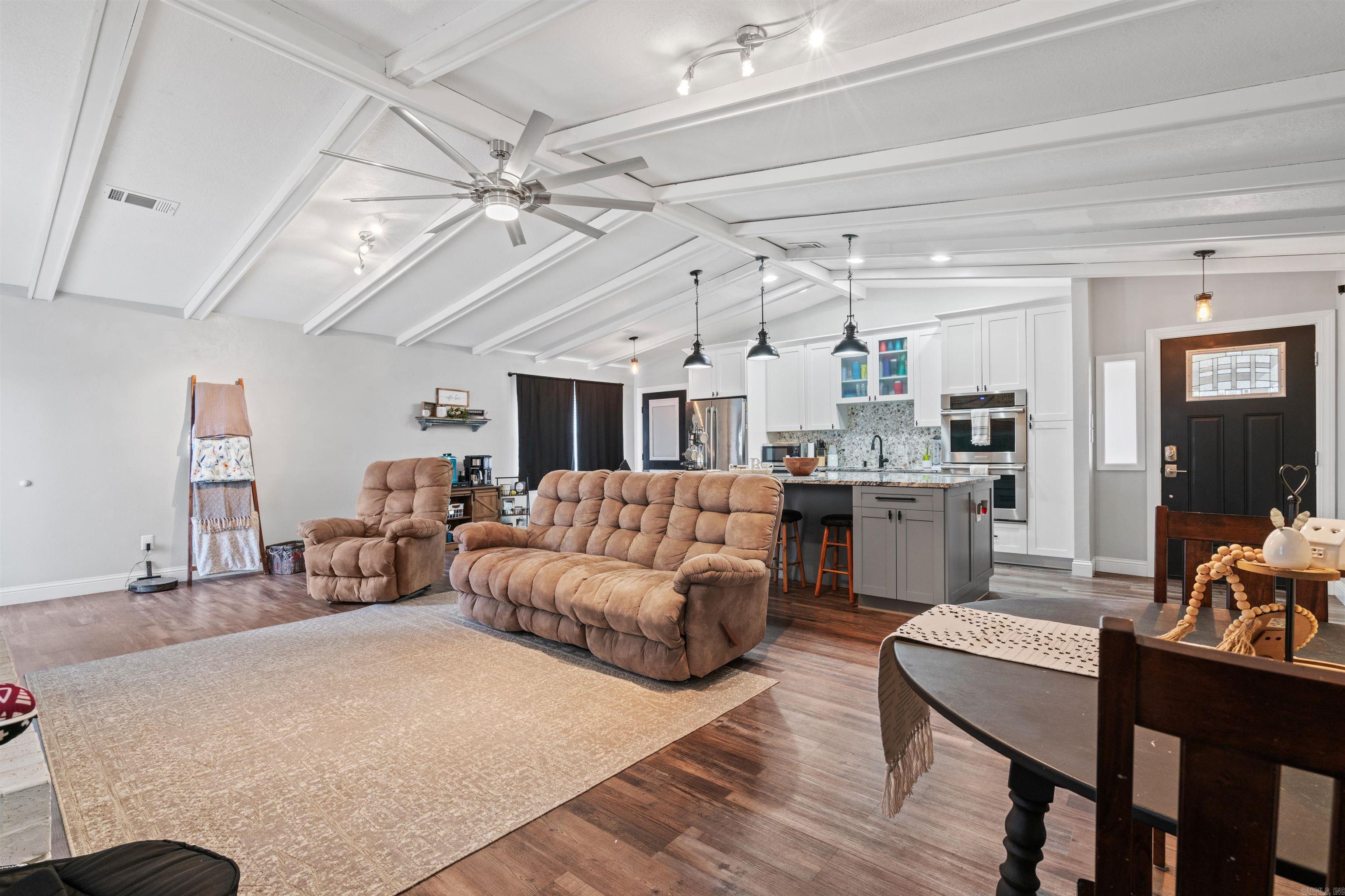 BELLAIRE PLACE - Residential