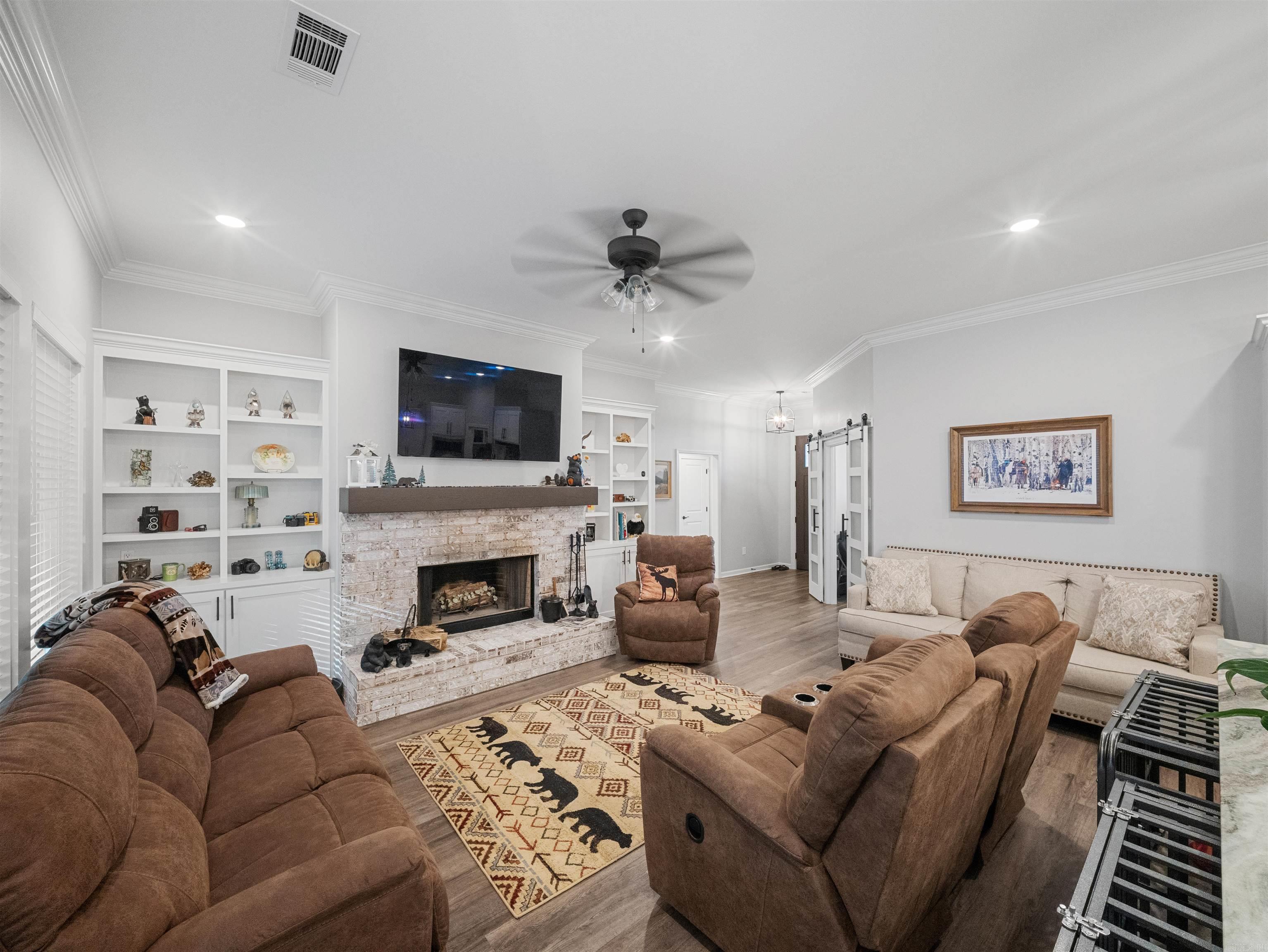 Del Rey - Residential