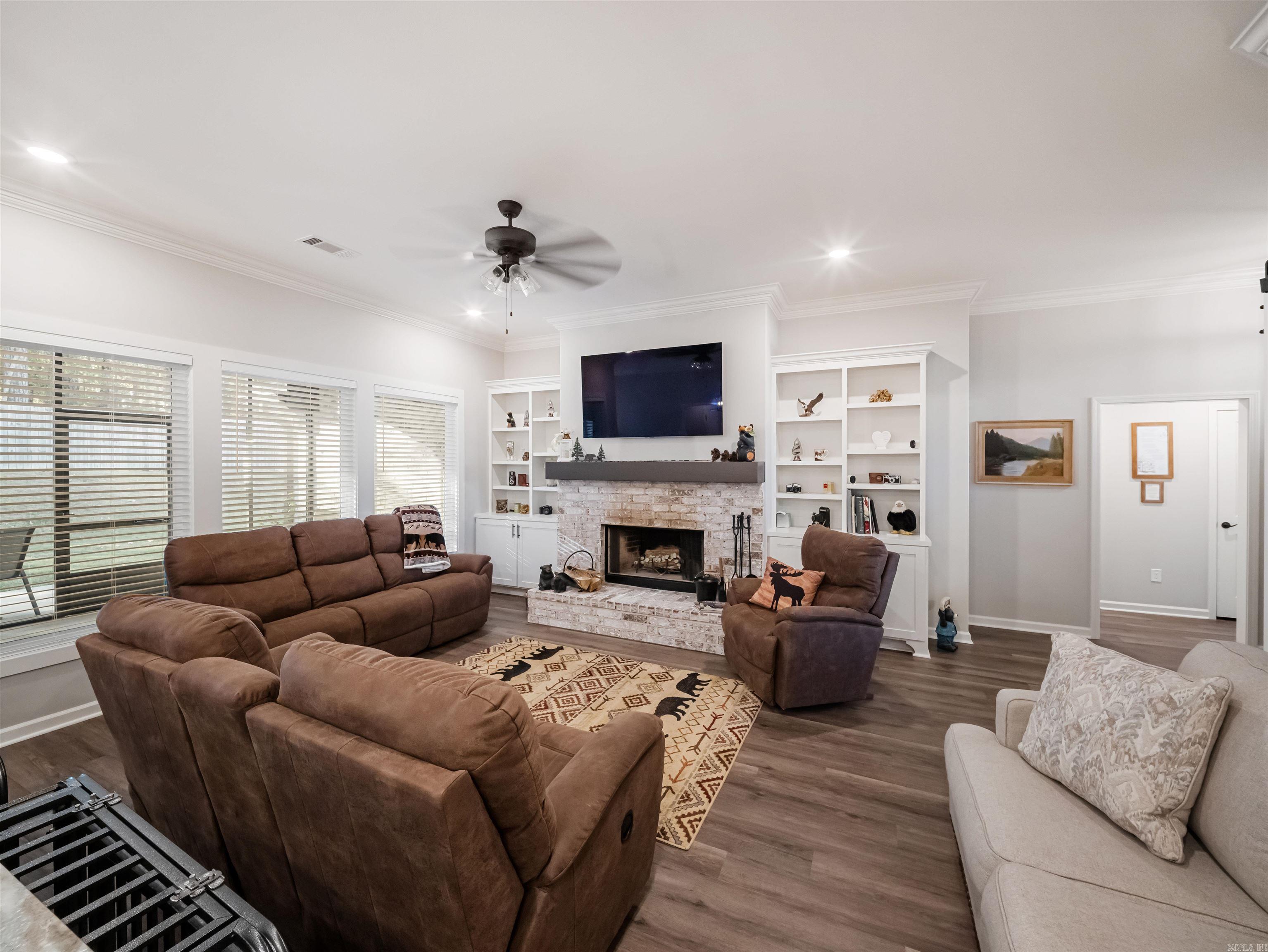 Del Rey - Residential