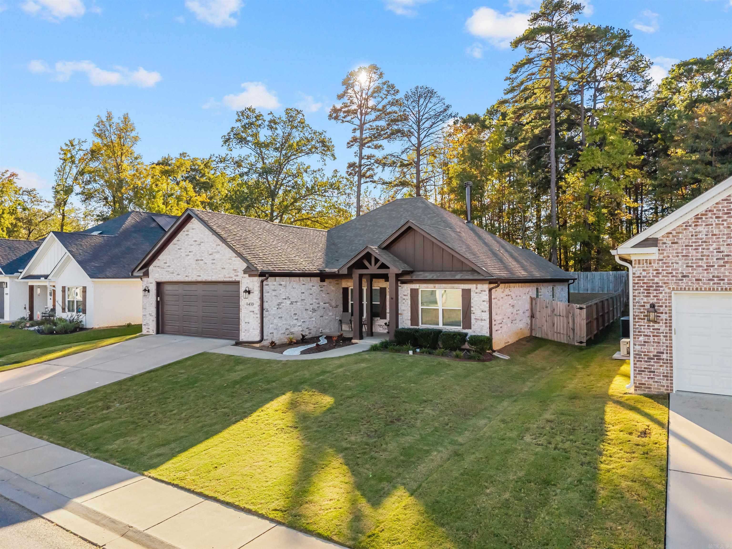 Del Rey - Residential