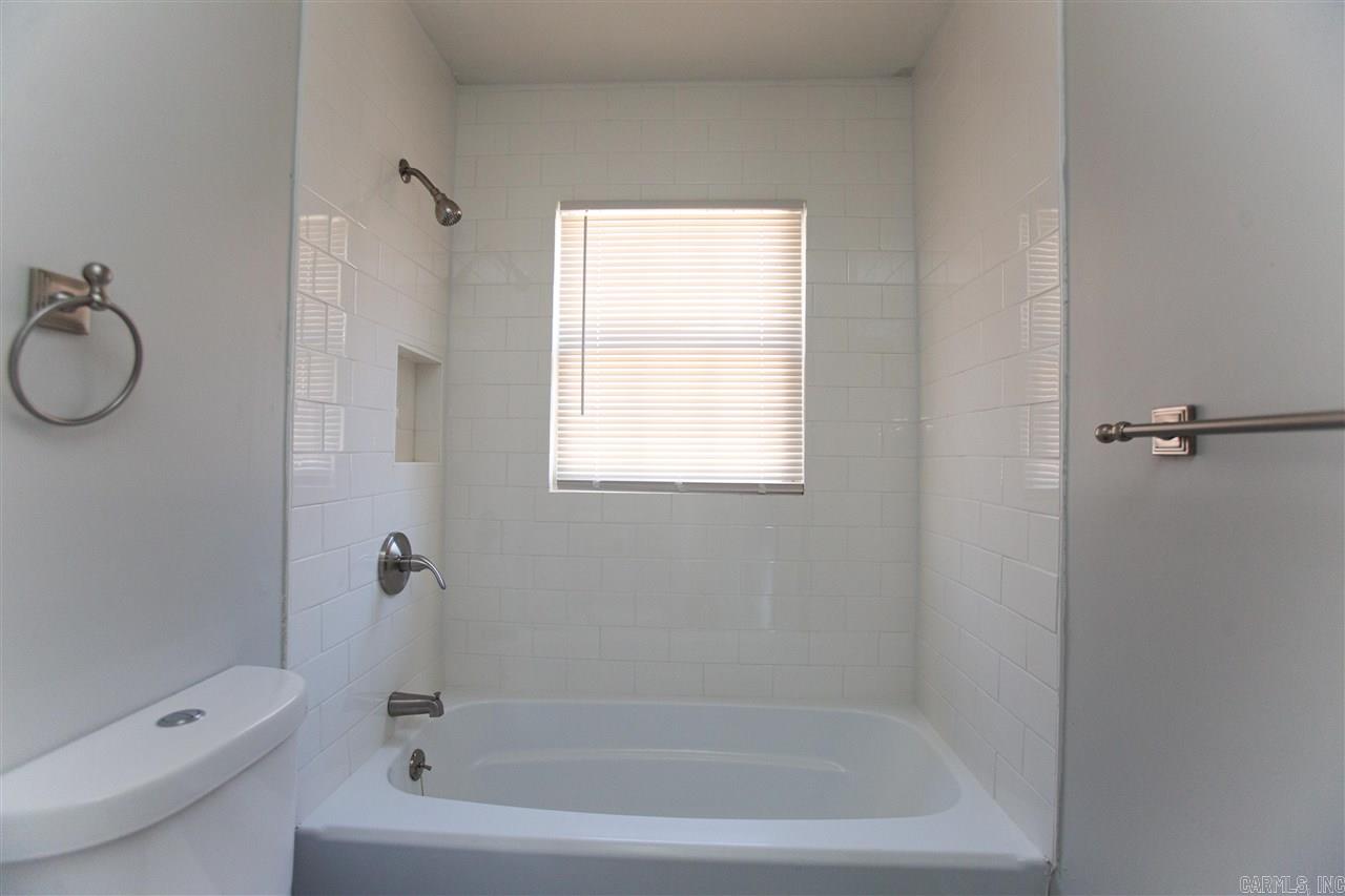 Longview - Residential Lease