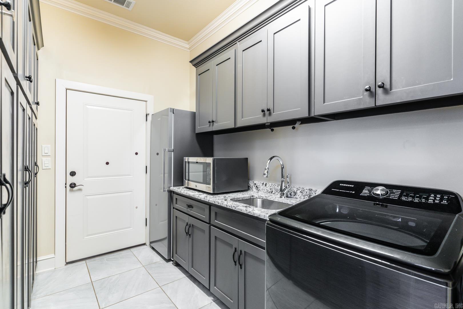 CHENAL VALLEY "ACCADIA COURT" - Residential