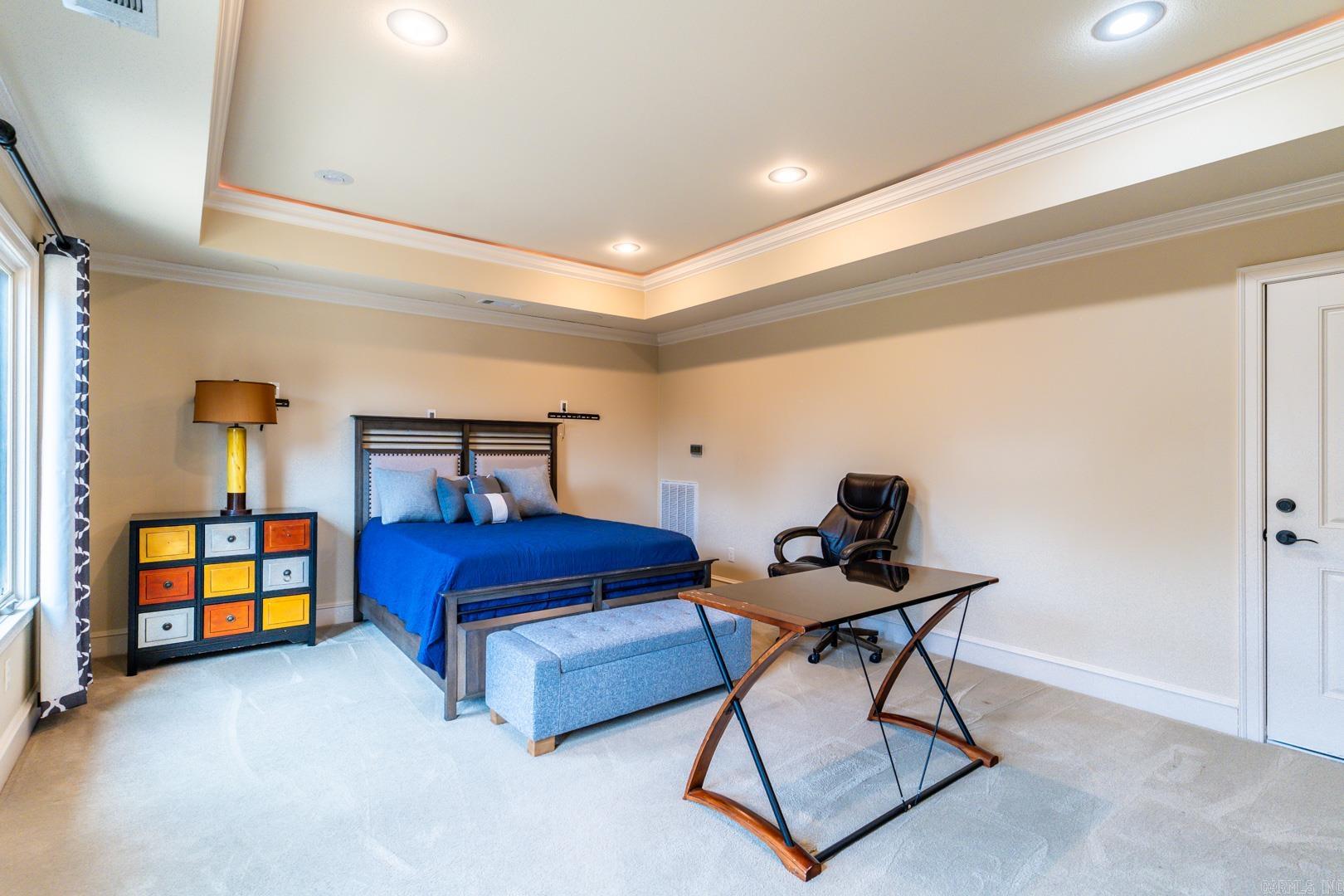 CHENAL VALLEY "ACCADIA COURT" - Residential