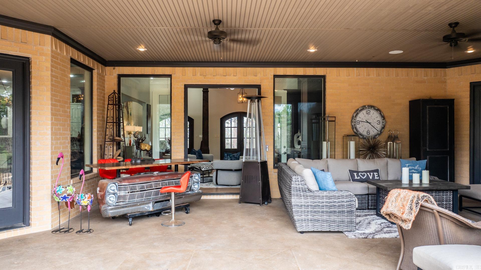 CHENAL VALLEY "ACCADIA COURT" - Residential