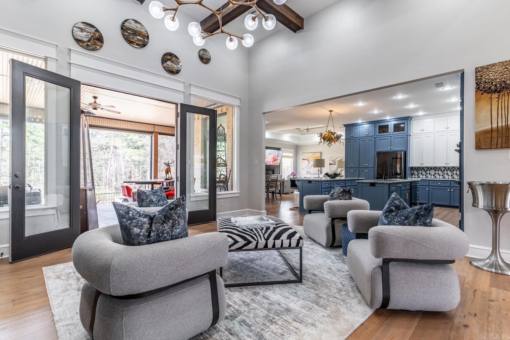 CHENAL VALLEY "ACCADIA COURT" - Residential