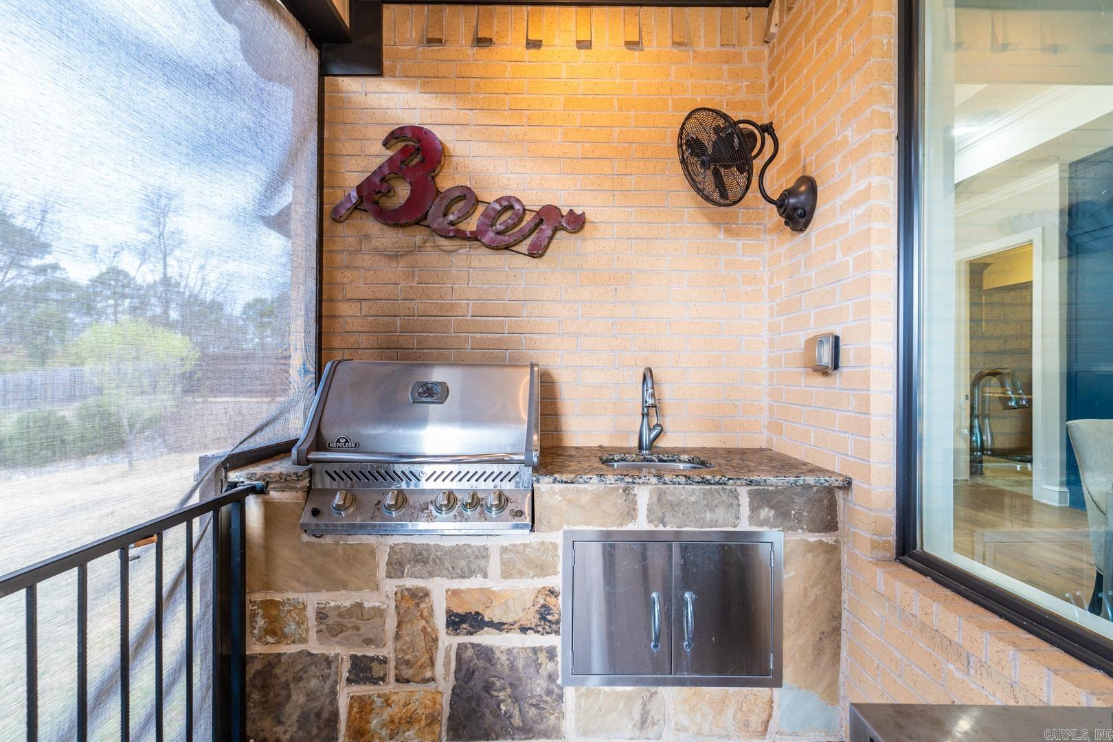 CHENAL VALLEY "ACCADIA COURT" - Residential