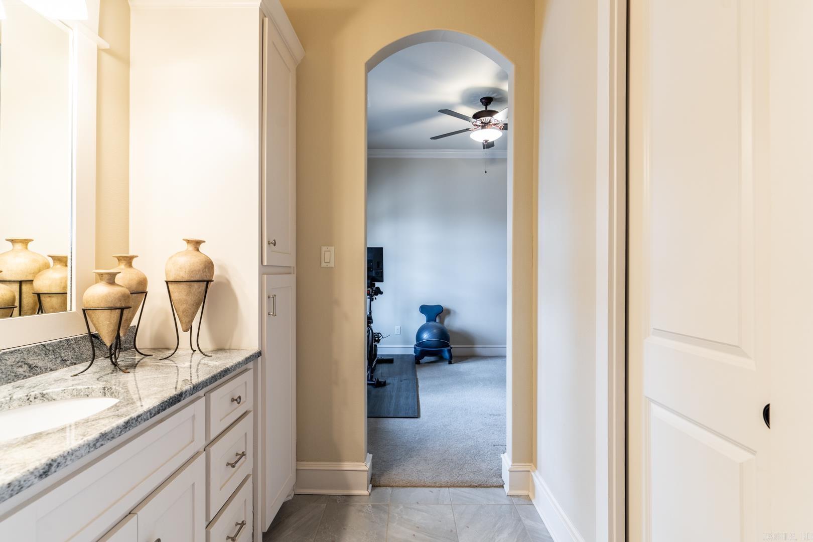 CHENAL VALLEY "ACCADIA COURT" - Residential