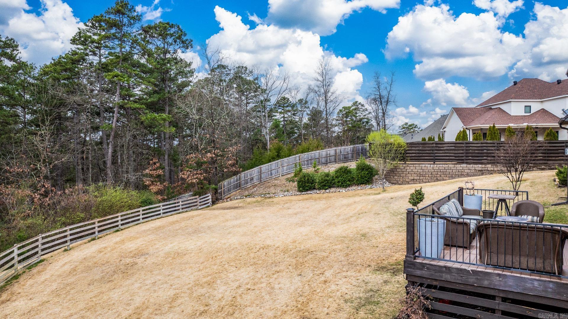 CHENAL VALLEY "ACCADIA COURT" - Residential