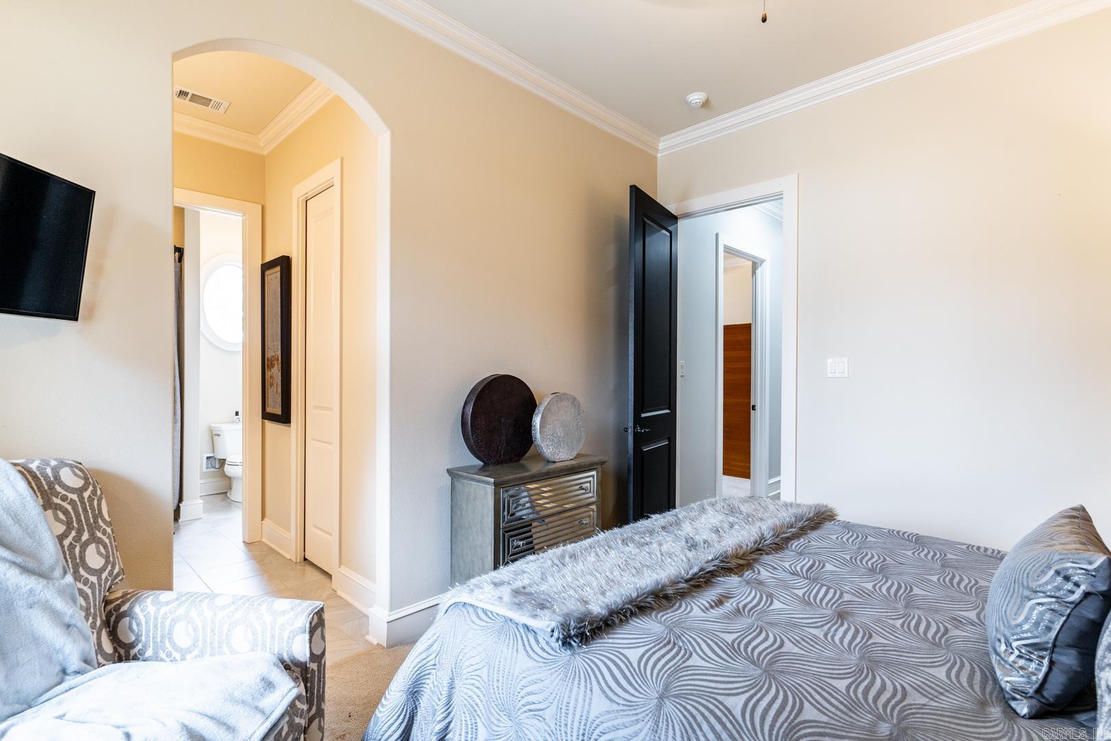 CHENAL VALLEY "ACCADIA COURT" - Residential