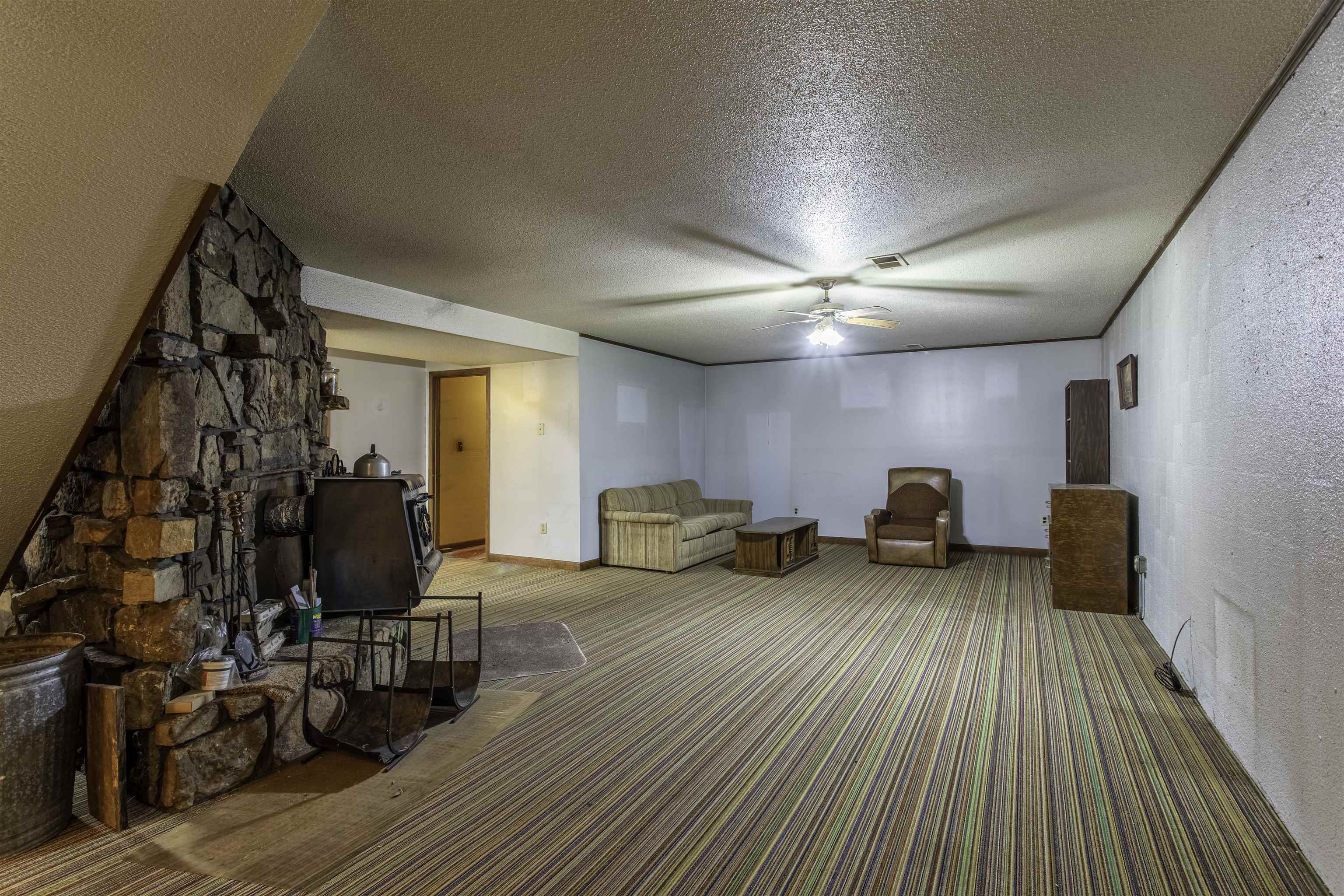 LAKE FORREST ADDN - Residential