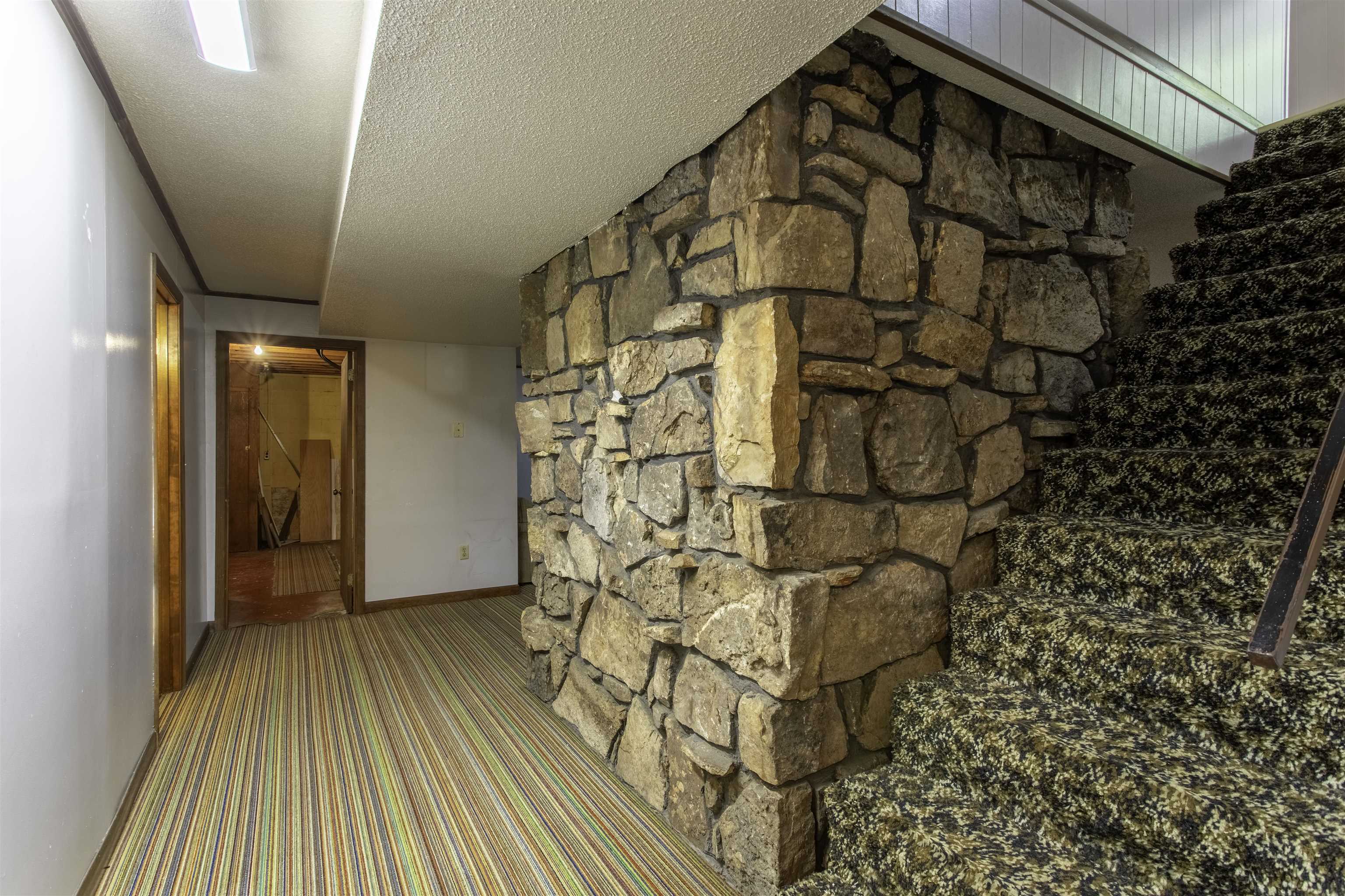 LAKE FORREST ADDN - Residential