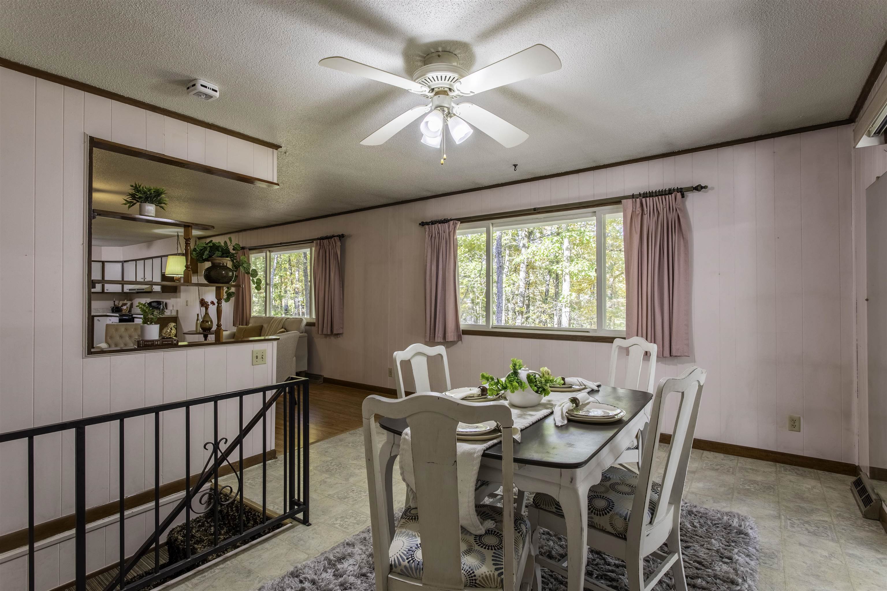 LAKE FORREST ADDN - Residential