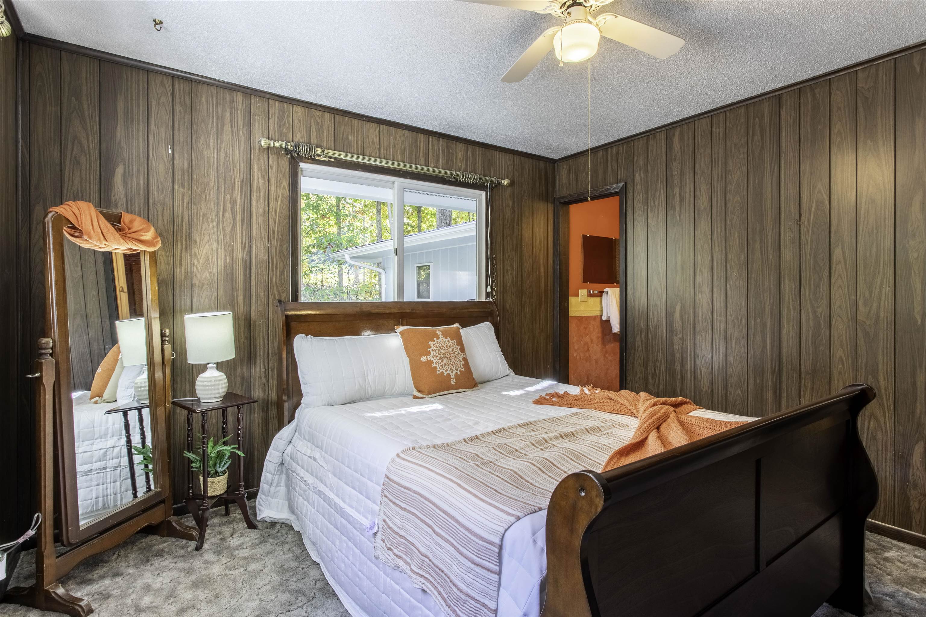 LAKE FORREST ADDN - Residential