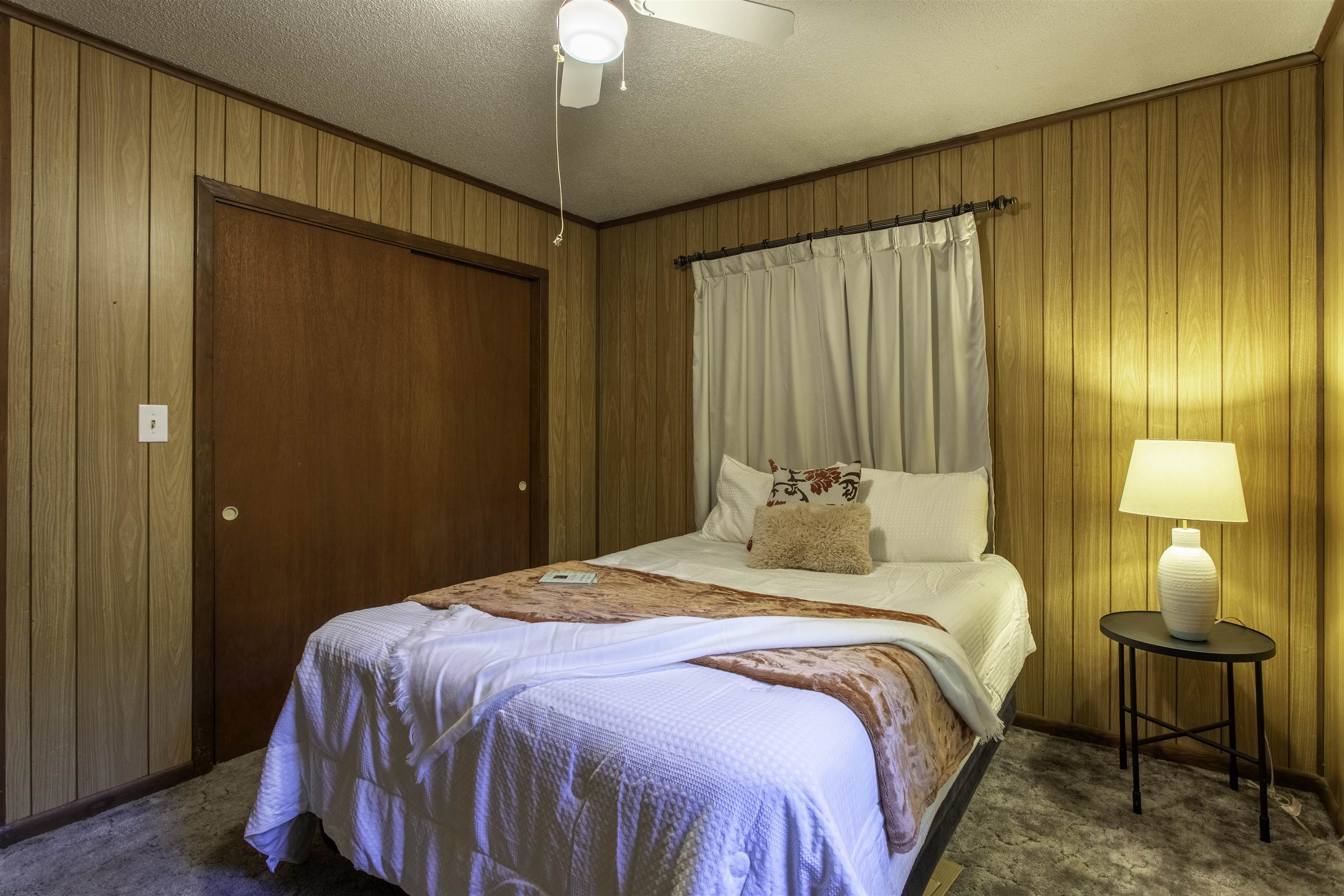 LAKE FORREST ADDN - Residential