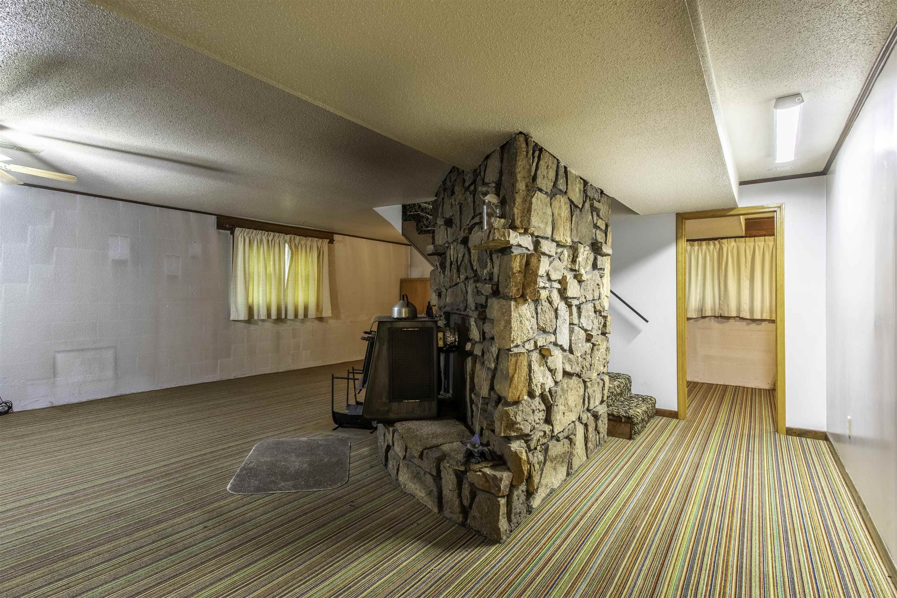 LAKE FORREST ADDN - Residential