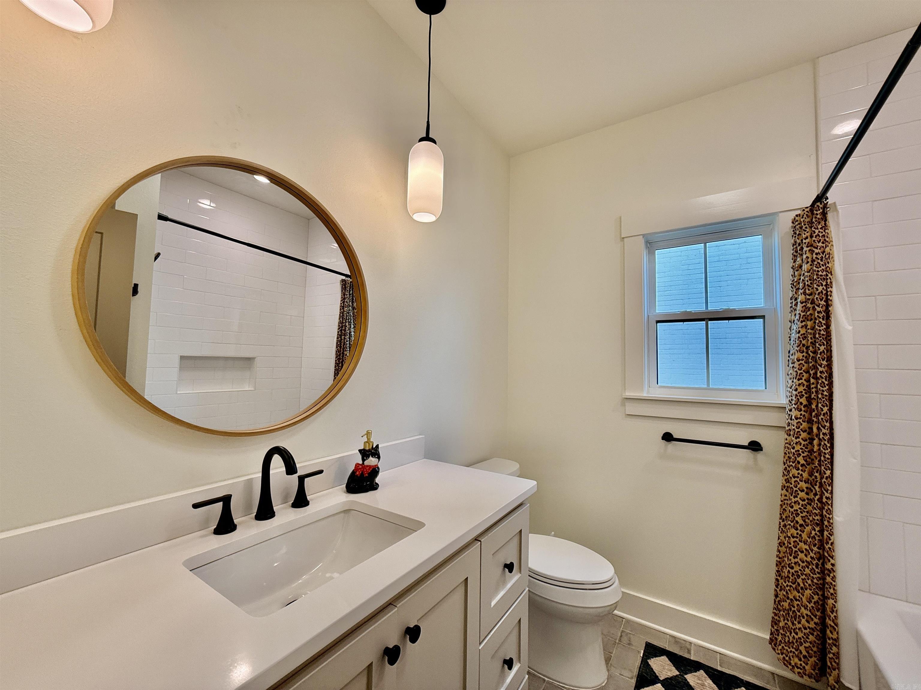EAST MEADOW - Residential