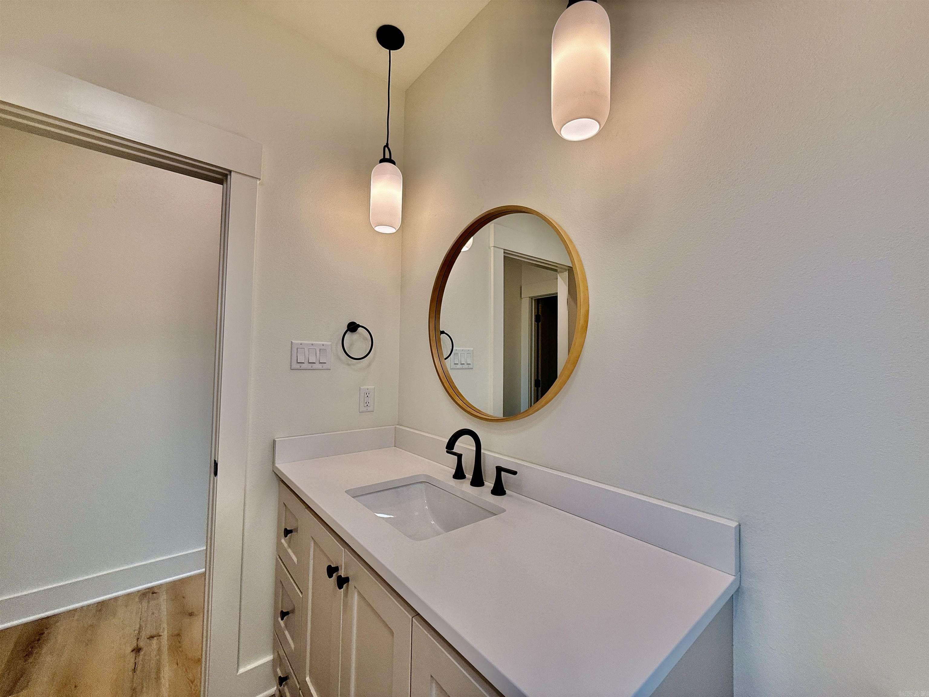 EAST MEADOW - Residential