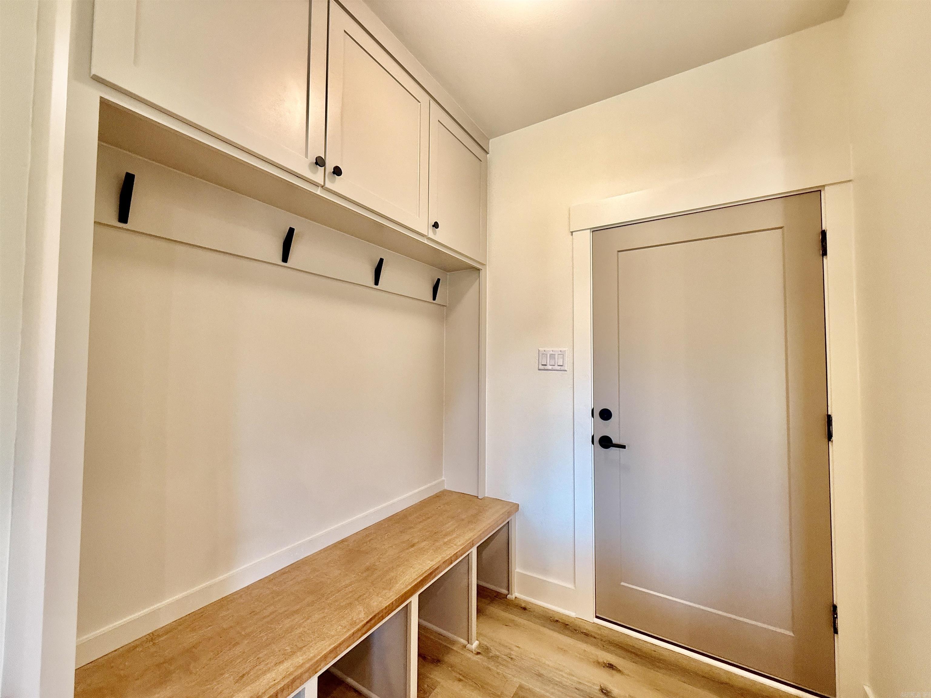 EAST MEADOW - Residential