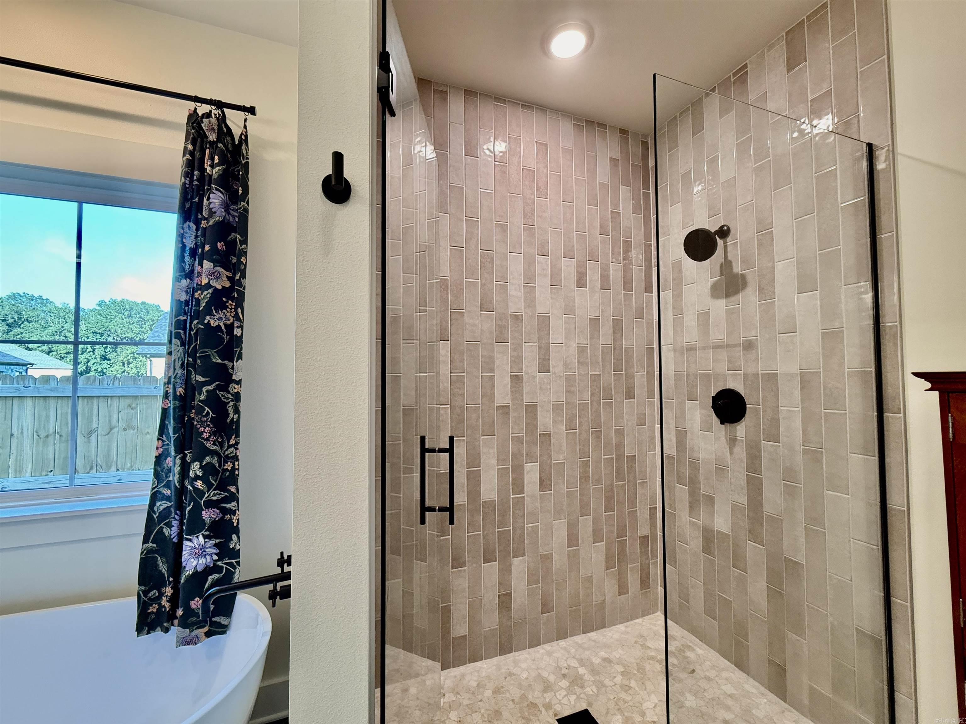 EAST MEADOW - Residential