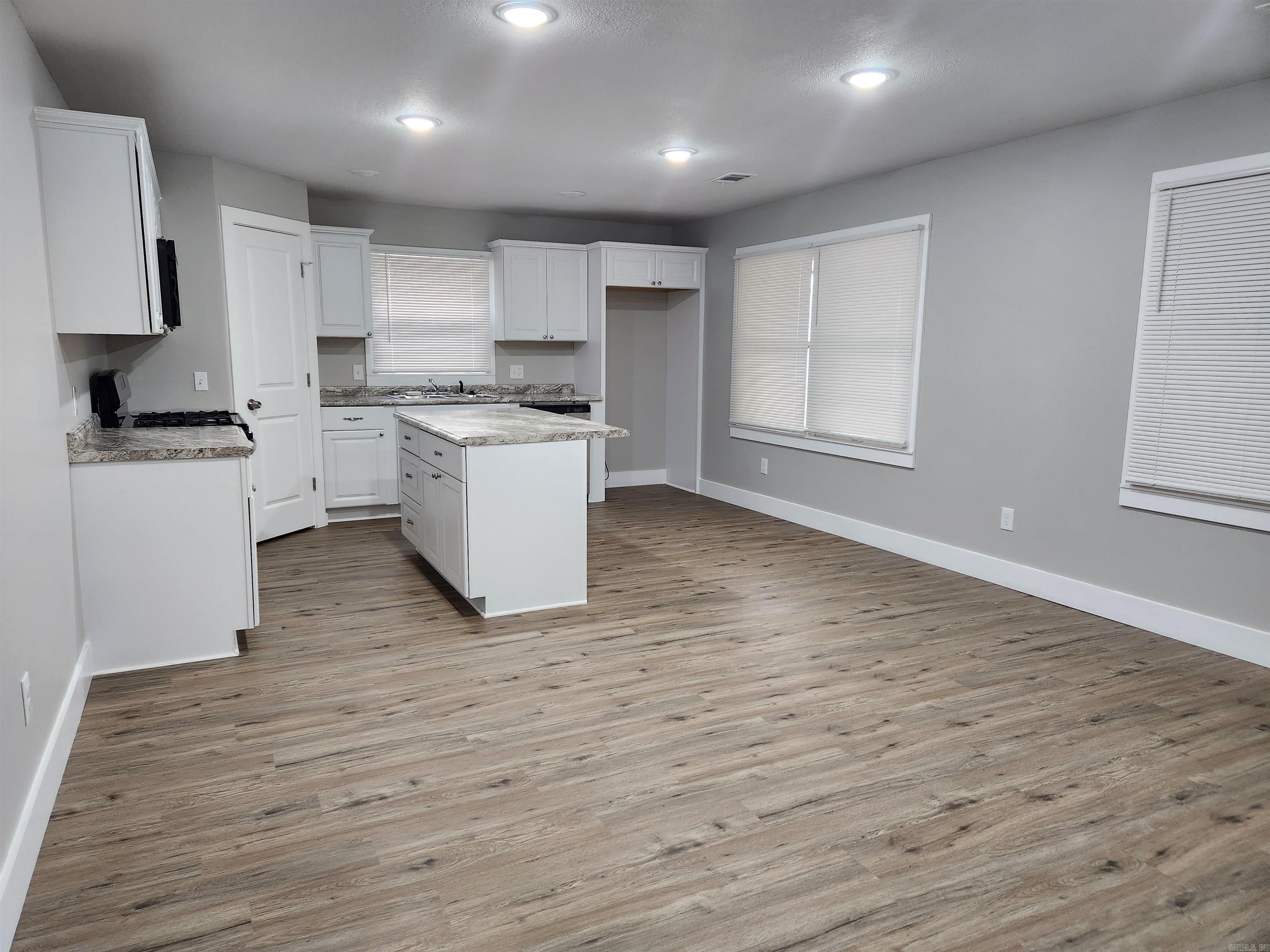 Metes & Bounds - Commercial Sale