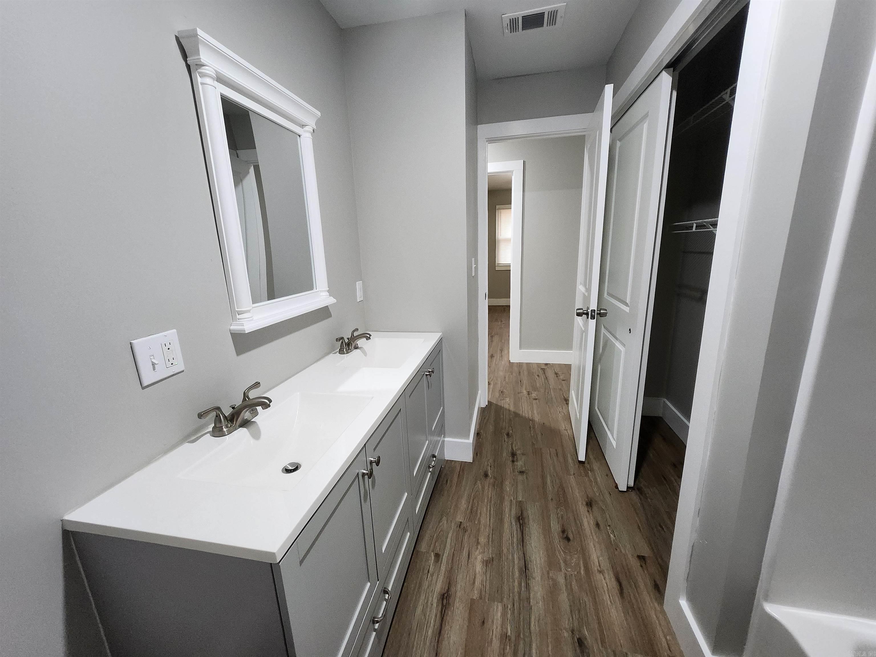 Metes & Bounds - Commercial Sale