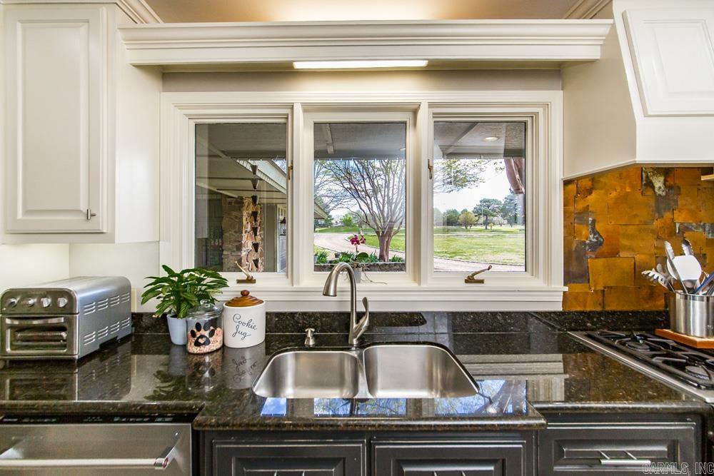 Eden Isle-Country Club - Residential