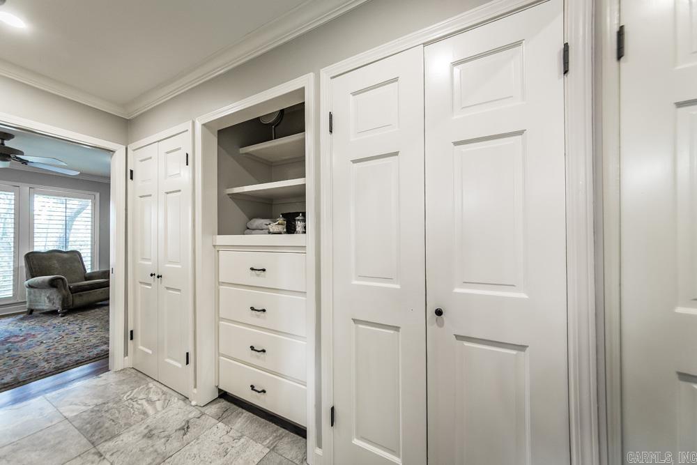 Eden Isle-Country Club - Residential