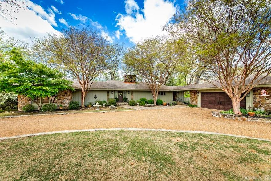 You will love this charming home in Eden Isle just minutes from Red Apple Inn and Greers Ferry Lake!! The floor plan encompasses 3 roomy bedrooms, 2 1/2 bathrooms giving you 2,287sf of spacious elegance! The generously proportioned interior flows effortlessly from the open-plan living space to the private rear patio perfect for family gatherings! All of this situated in a convenient, friendly neighborhood. Call today to see this lovely property!