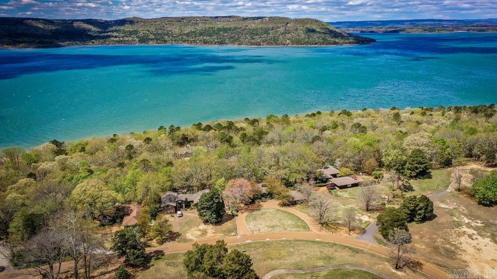 Eden Isle-Country Club - Residential