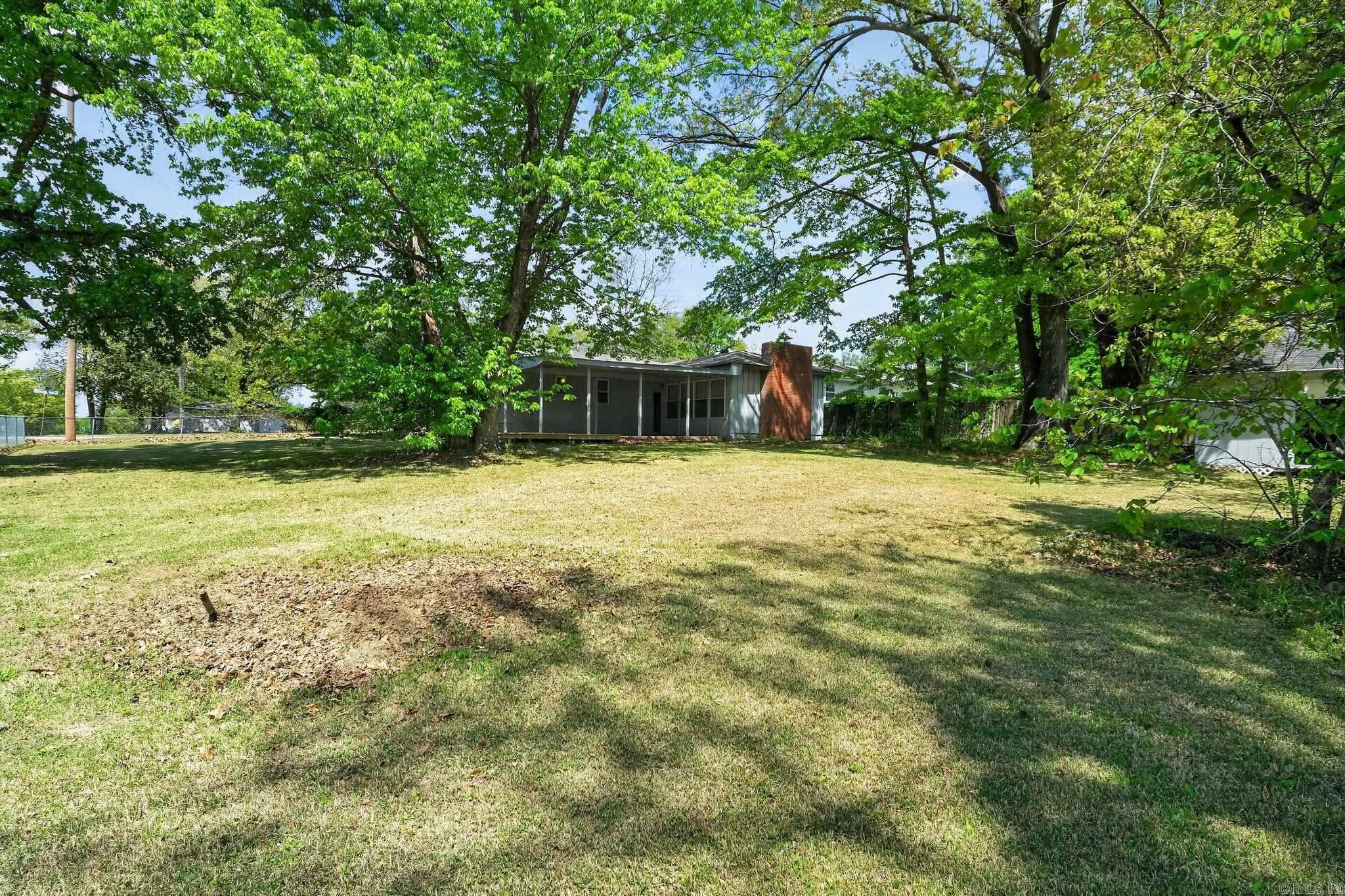 WAKEFIELD VILLAGE - Residential