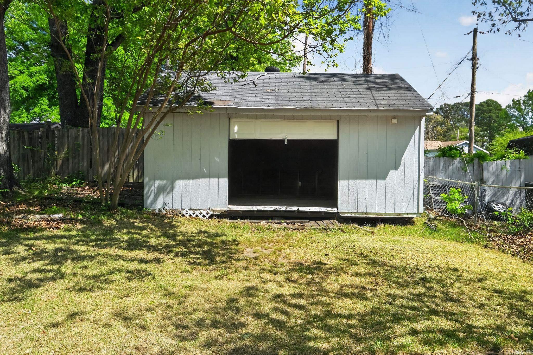 WAKEFIELD VILLAGE - Residential