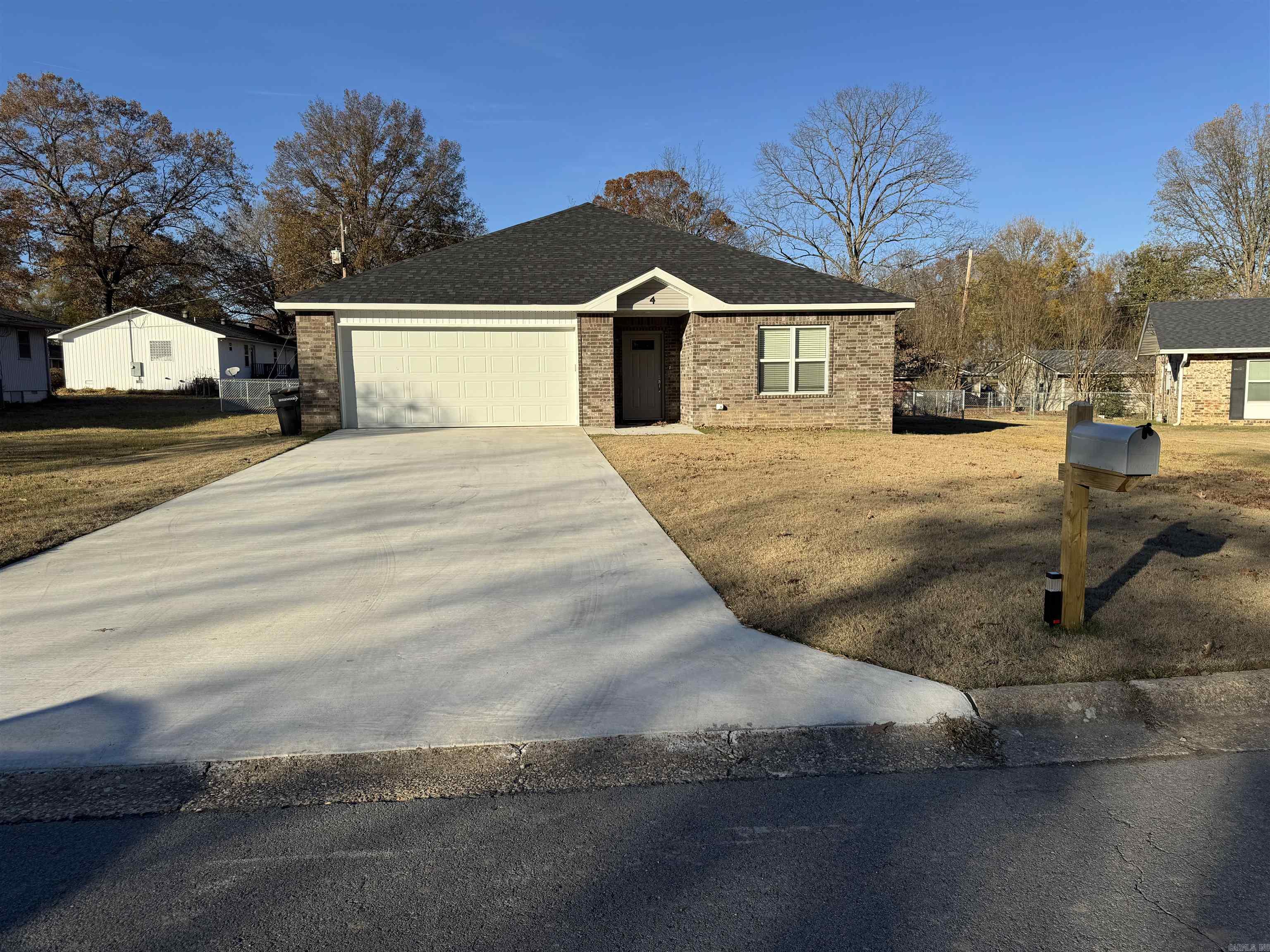 Indian Head Lakes Estates - Residential Lease